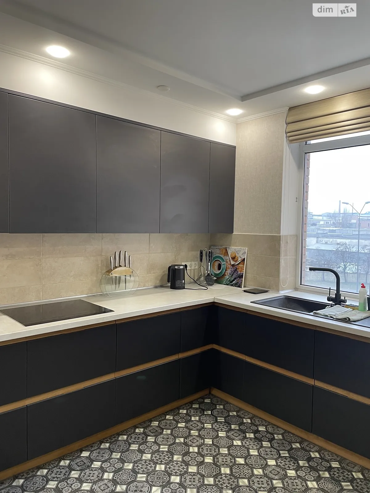 Продается 2-комнатная квартира 85.9 кв. м в Одессе, ул. Балковская, 137Г - фото 1