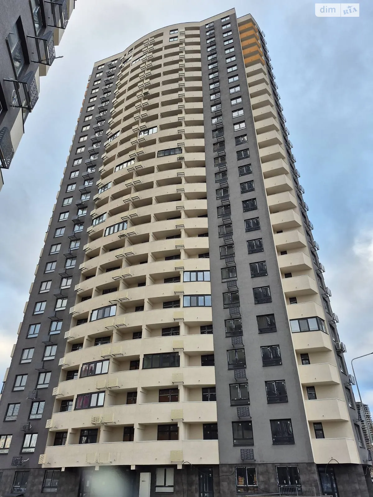 Продається 3-кімнатна квартира 75.8 кв. м у Києві, вул. Миколи Кибальчича, 1Г - фото 1