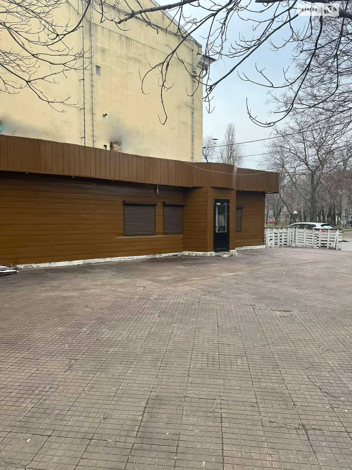 Сдается в аренду объект сферы услуг 85 кв. м в 1-этажном здании, цена: 15000 грн - фото 1