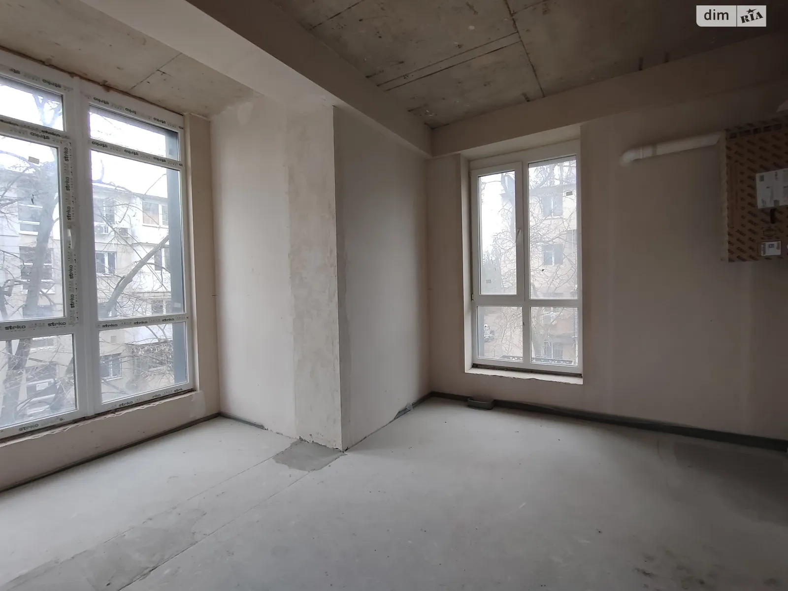 Продається 1-кімнатна квартира 43.1 кв. м у Одесі, вул. Космонавтів - фото 1