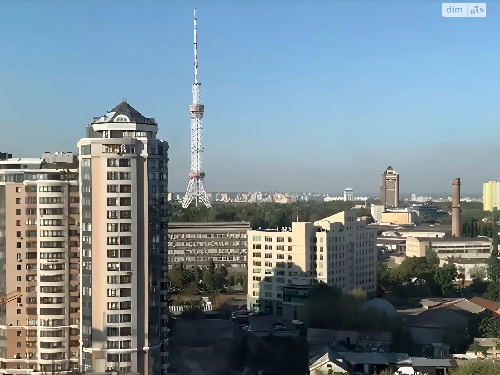 Продается 2-комнатная квартира 64 кв. м в Киеве, ул. Дегтяревская - фото 1
