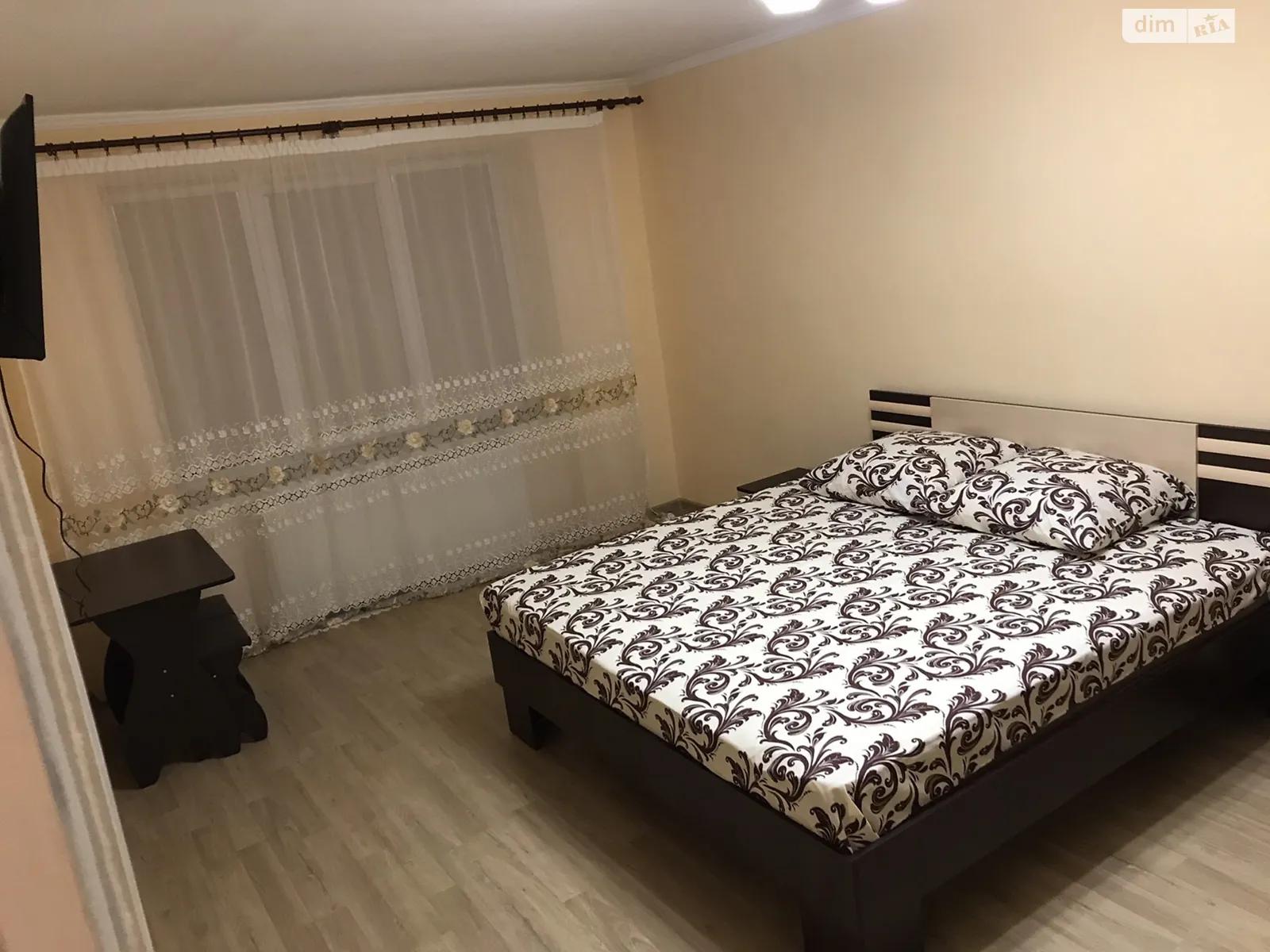 Здається в оренду 4-кімнатна квартира у Береговому, вул. Тараса Шевченка, 39А - фото 1