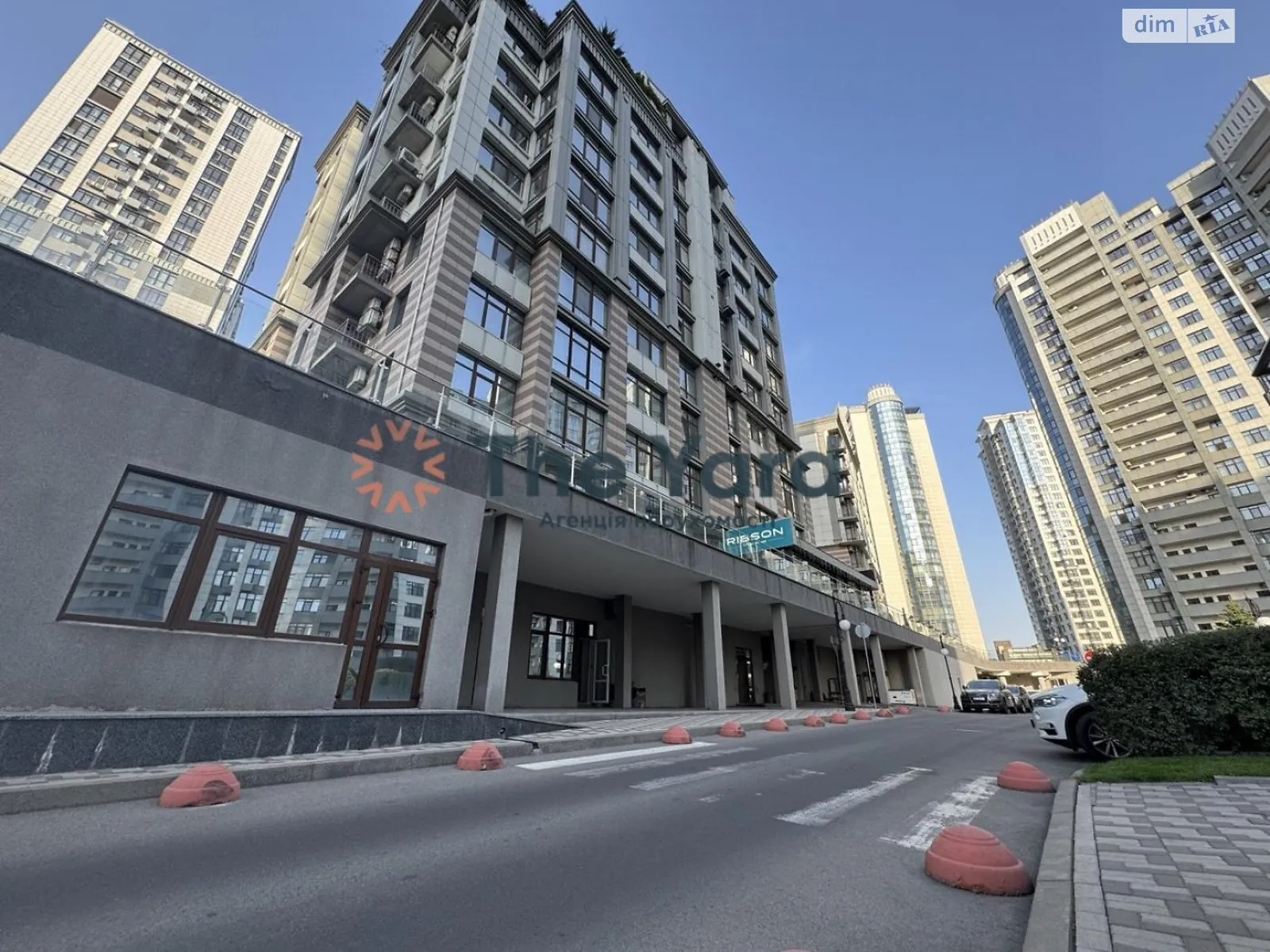 Продається офіс 201 кв. м в бізнес-центрі, цена: 906300 $ - фото 1