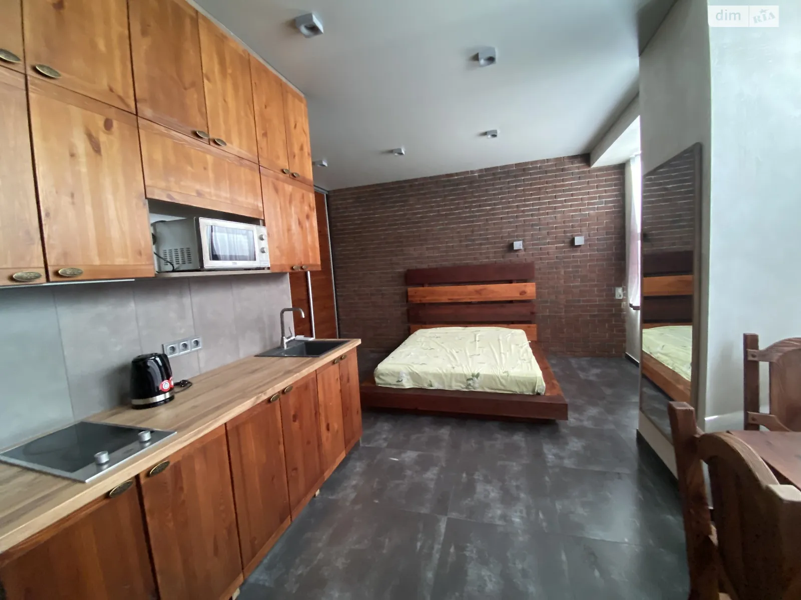 Сдается в аренду 1-комнатная квартира 29 кв. м в Днепре, ул. Степана Бандеры(Шмидта), 15 - фото 1