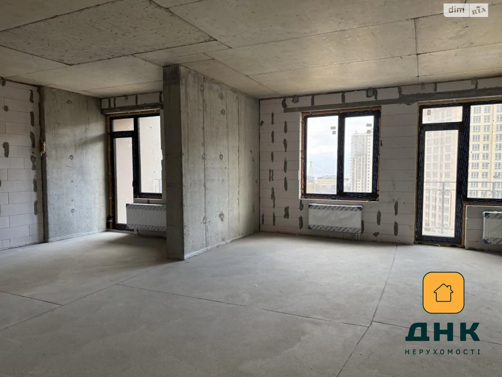 Продається 2-кімнатна квартира 68 кв. м у Одесі, вул. Генуезька, 1 - фото 1