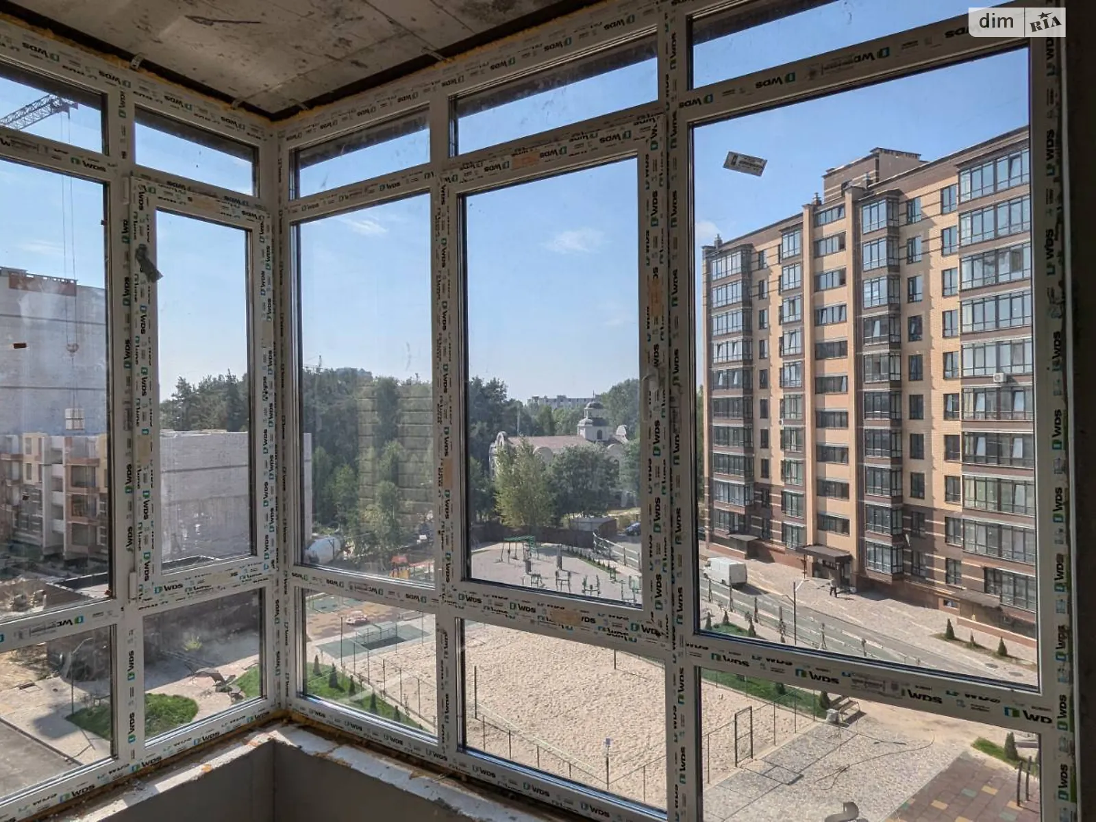 Продается 1-комнатная квартира 43 кв. м в Чернигове, ул. Любецкая, 110 - фото 1