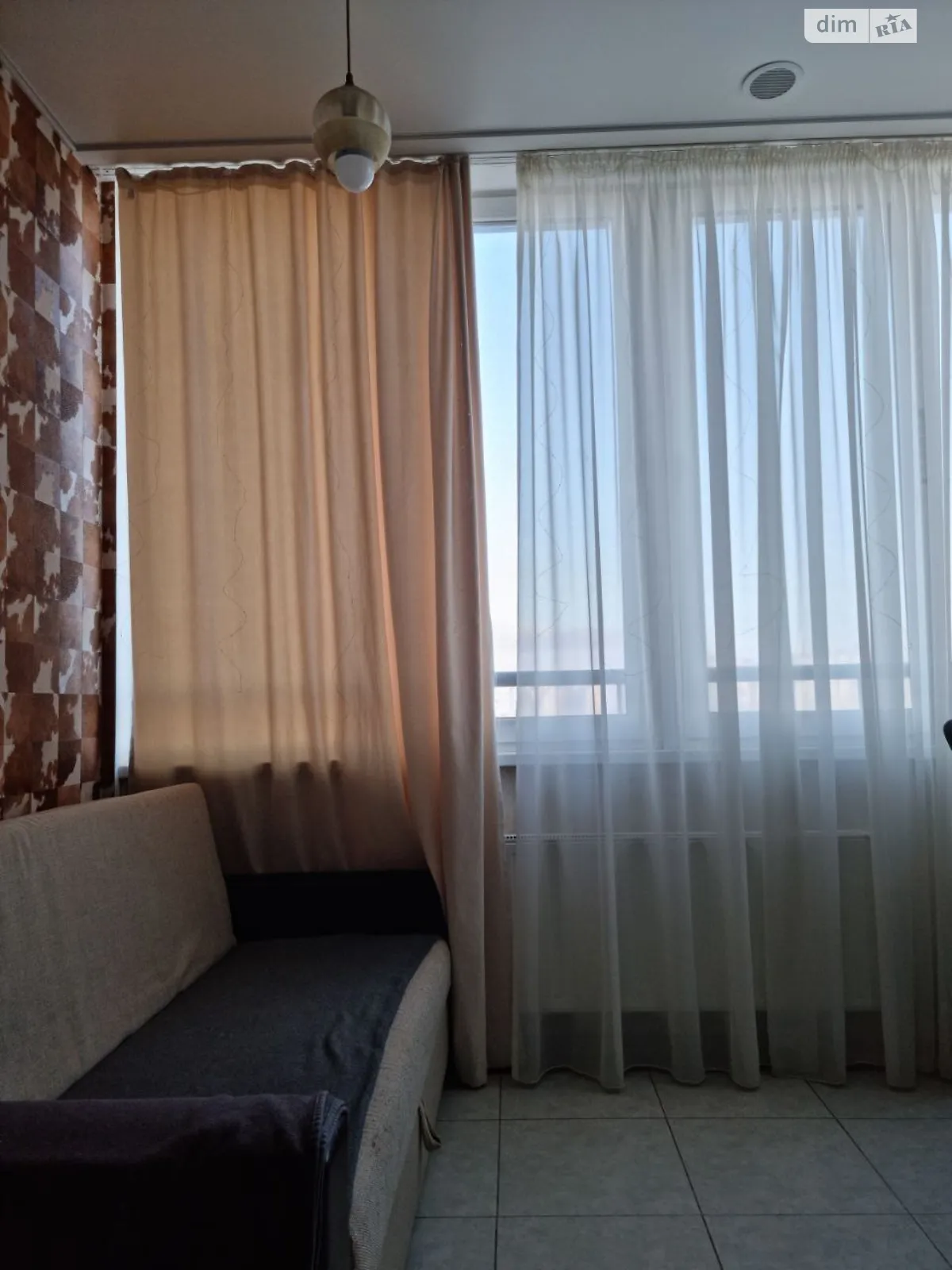Продається 1-кімнатна квартира 40.7 кв. м у Одесі, вул. Середньофонтанська, 35 корпус 3 - фото 1