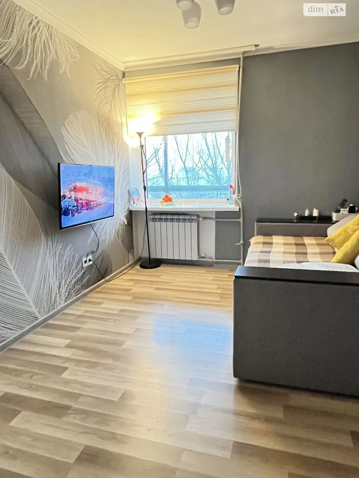 Продається 3-кімнатна квартира 56 кв. м у Дніпрі, просп. Хмельницького Богдана - фото 1