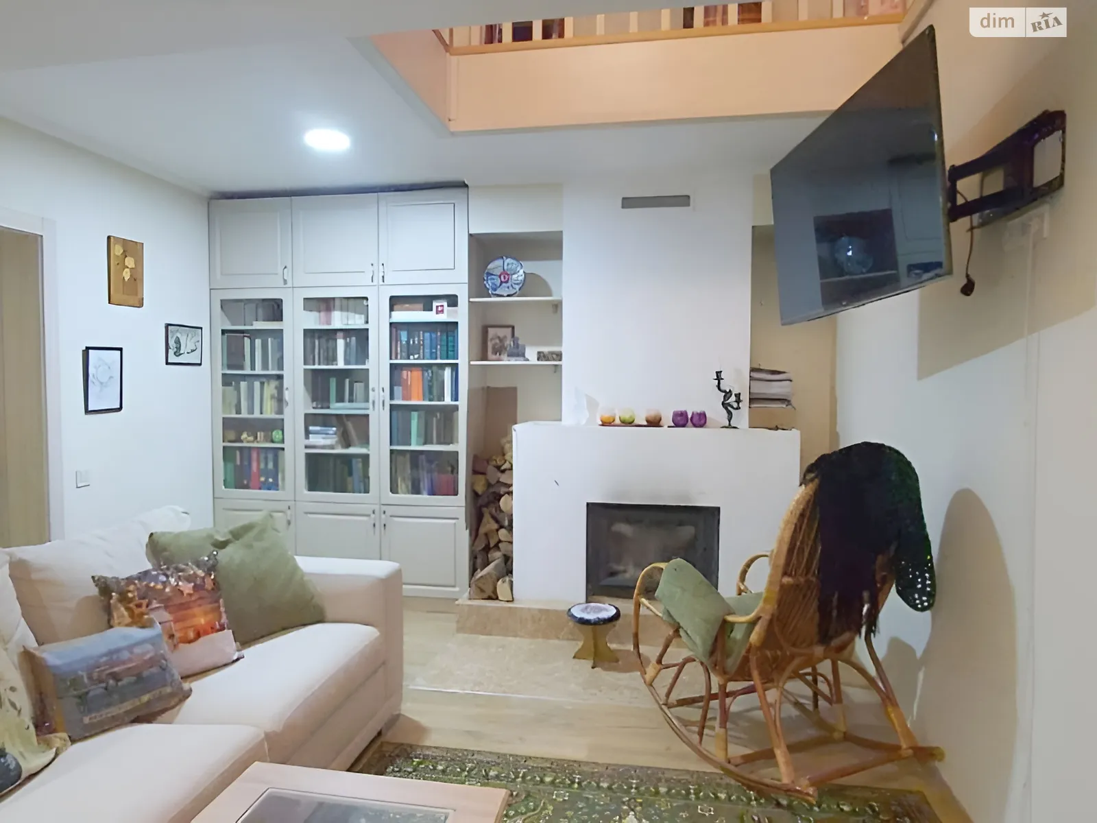 Продается дом на 2 этажа 181.1 кв. м с подвалом, цена: 90000 $ - фото 1