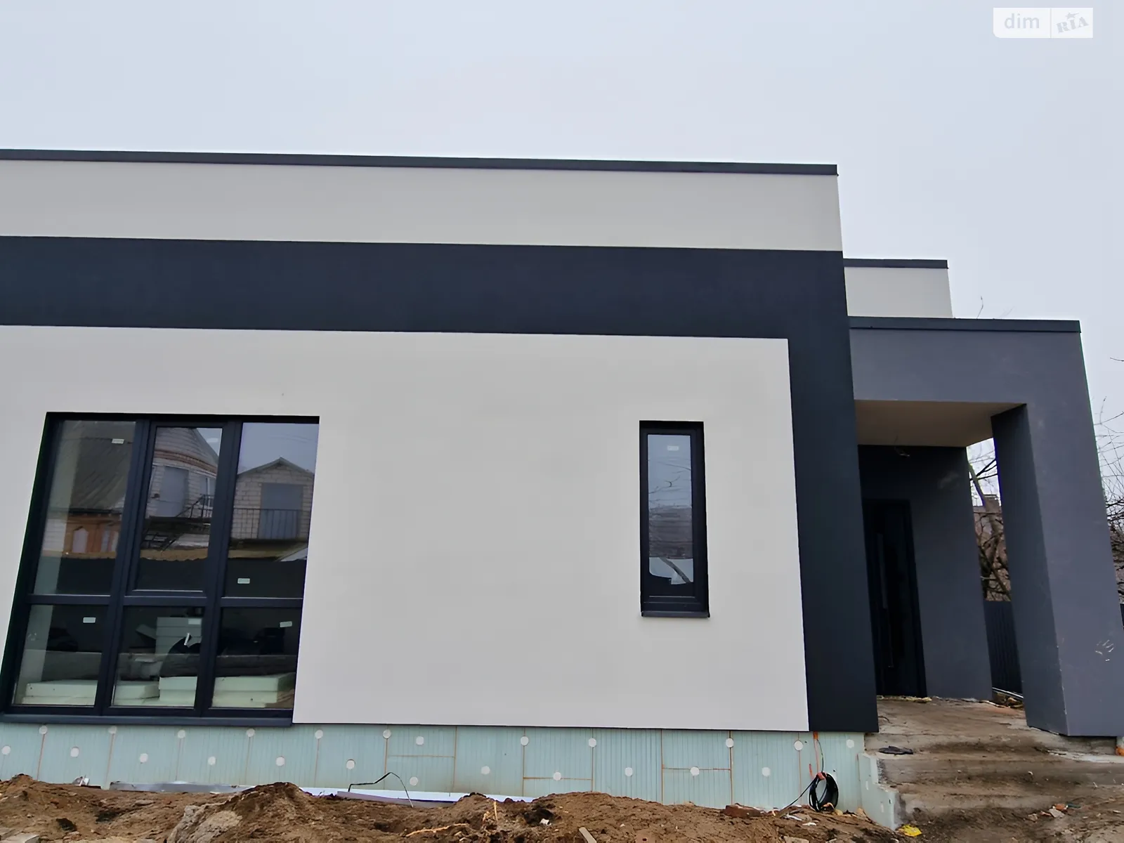 Продается одноэтажный дом 130 кв. м с камином, цена: 129900 $ - фото 1