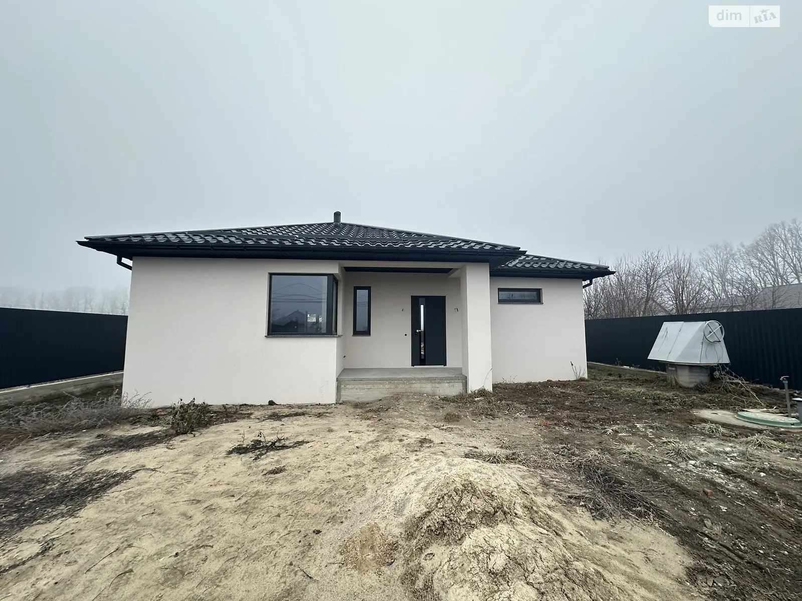 Продається одноповерховий будинок 106 кв. м з верандою, цена: 100000 $ - фото 1