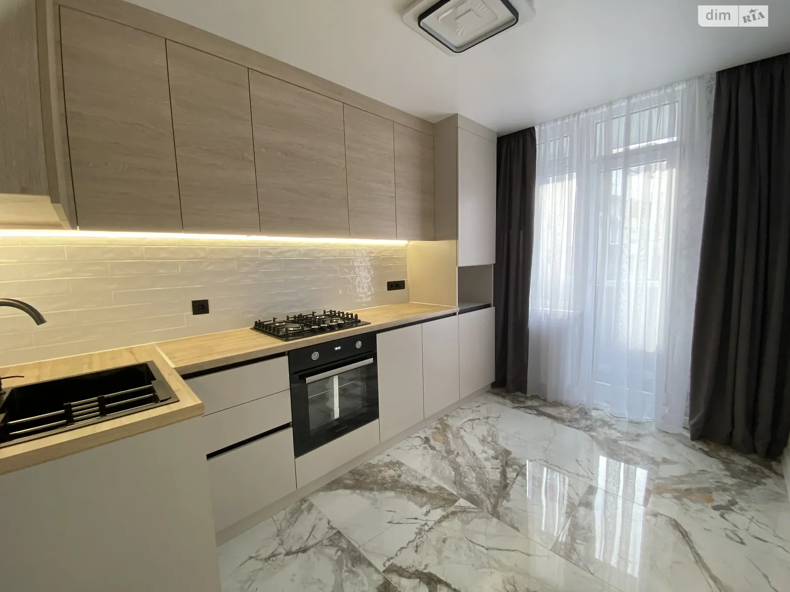 1-комнатная квартира 48 кв. м в Тернополе, просп. Злуки, 5А - фото 1