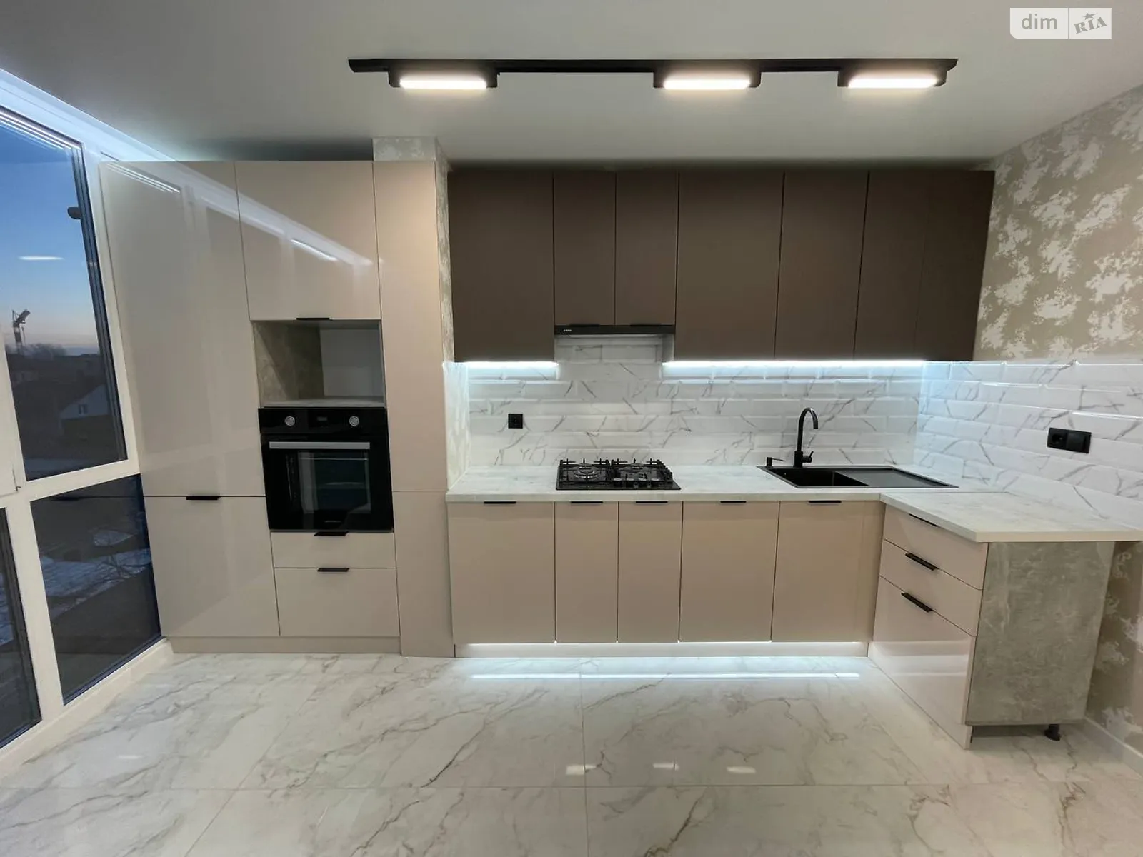 2-комнатная квартира 66 кв. м в Тернополе, цена: 88000 $ - фото 1