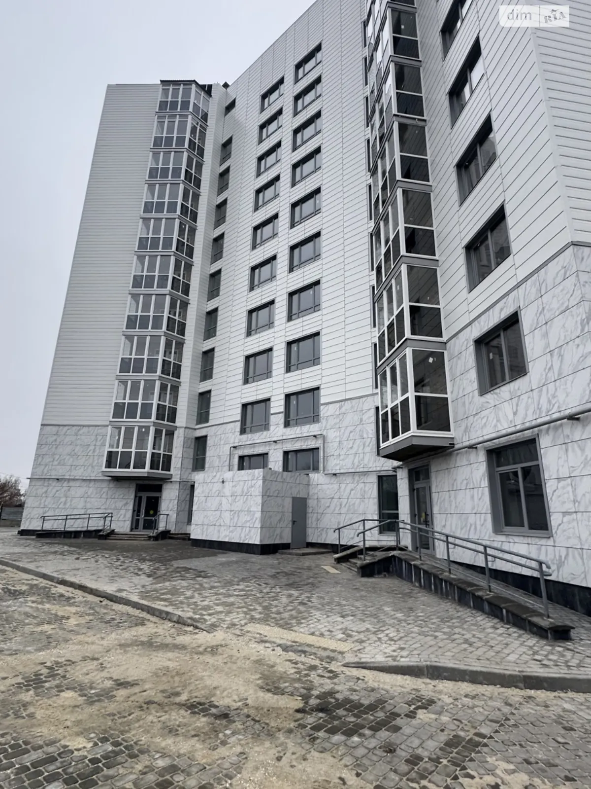 Продається 1-кімнатна квартира 45 кв. м у Полтаві, вул. Весняна - фото 1
