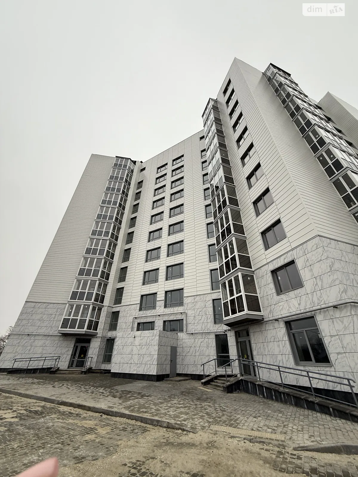 Продається 1-кімнатна квартира 44 кв. м у Полтаві, вул. Весняна, 9 - фото 1