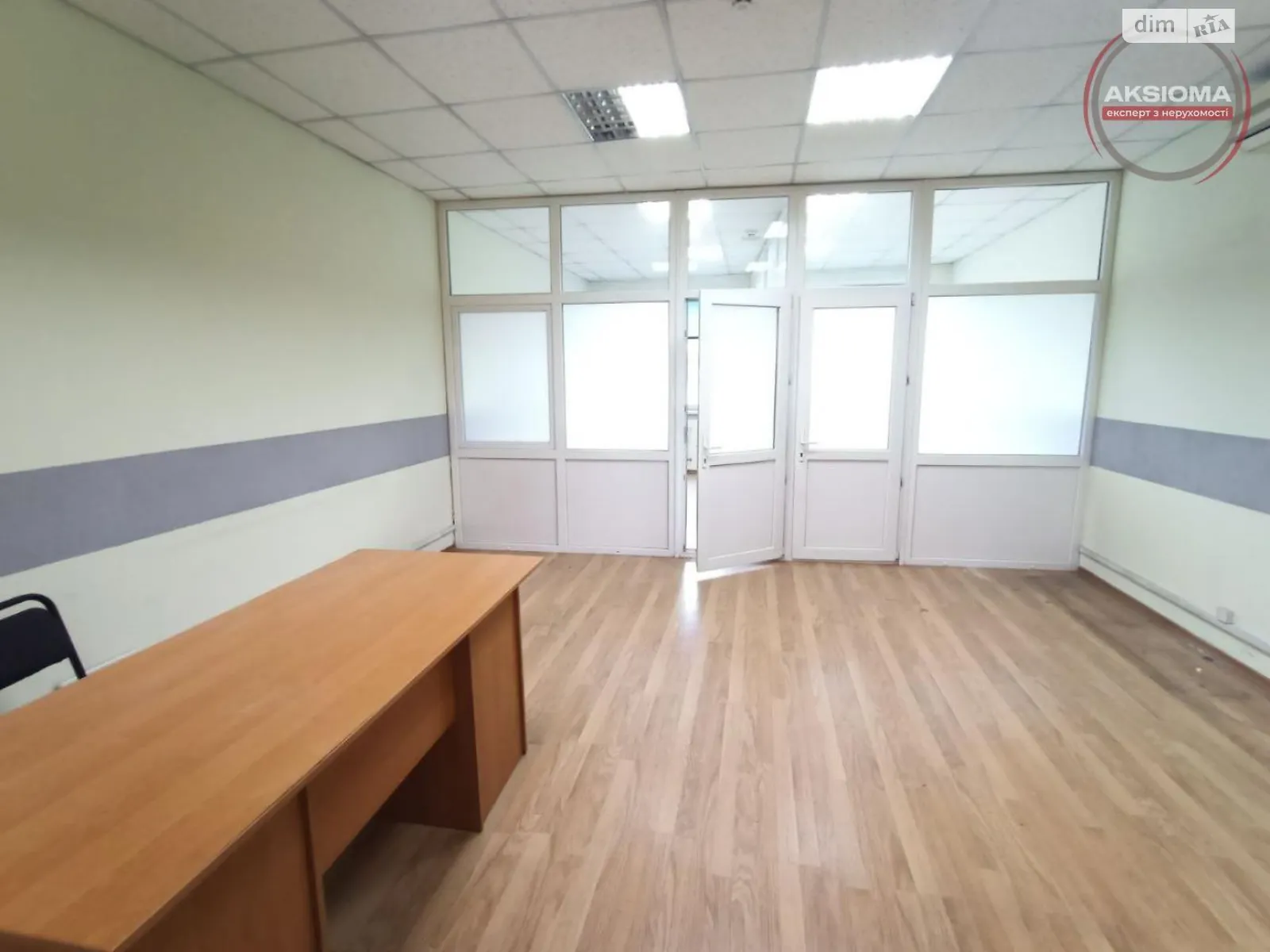 Здається в оренду офіс 38.7 кв. м в бізнес-центрі, цена: 16641 грн - фото 1