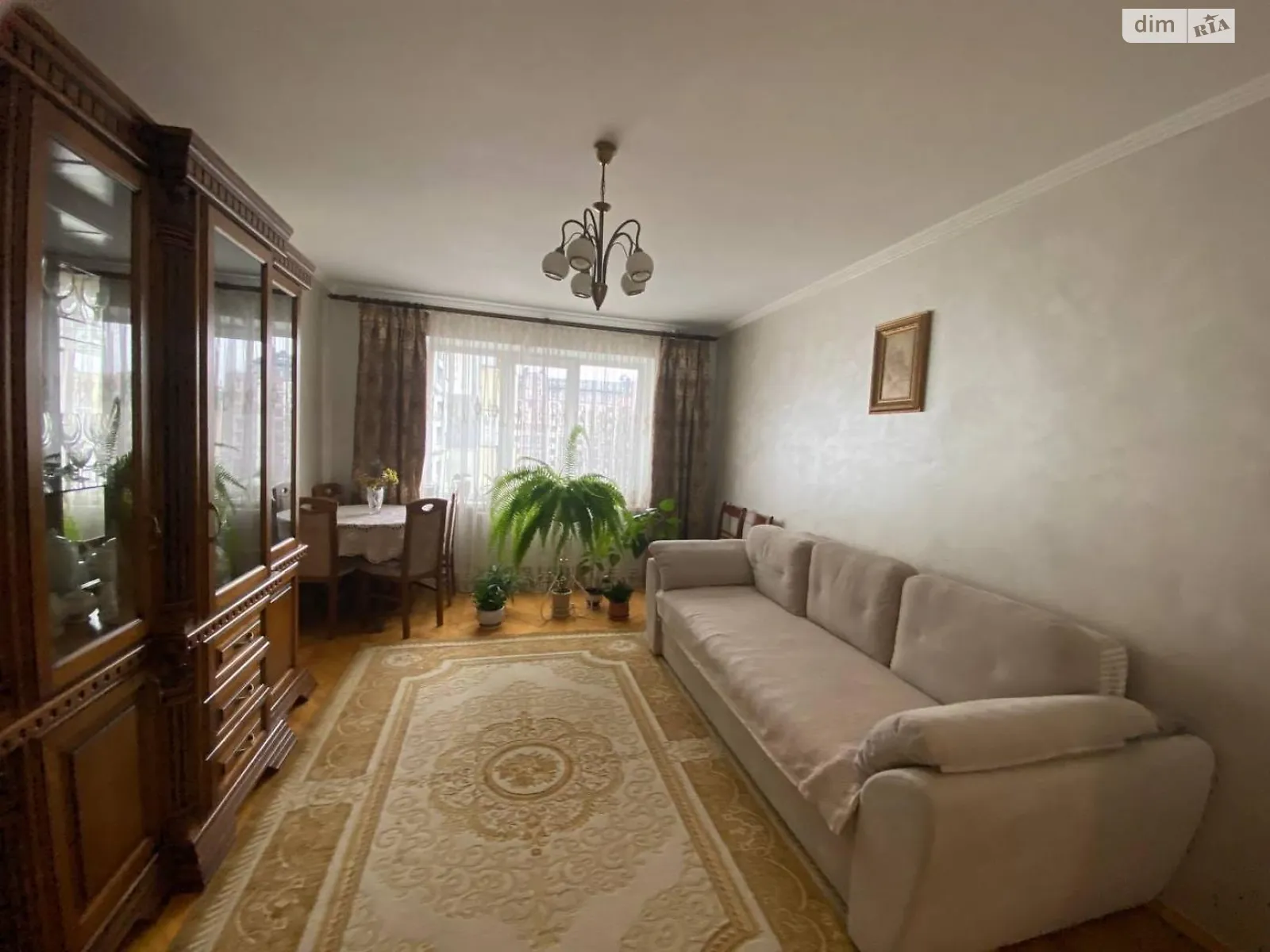 Продается 3-комнатная квартира 63.6 кв. м в Ивано-Франковске, ул. Героев УПА, 4 - фото 1