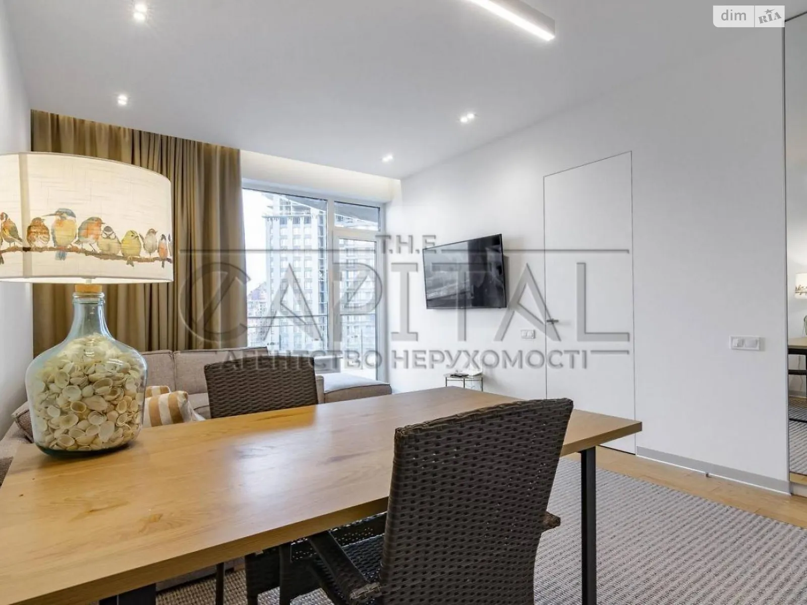 Продается 2-комнатная квартира 67 кв. м в Киеве, пер. Лабораторный, 7 - фото 1
