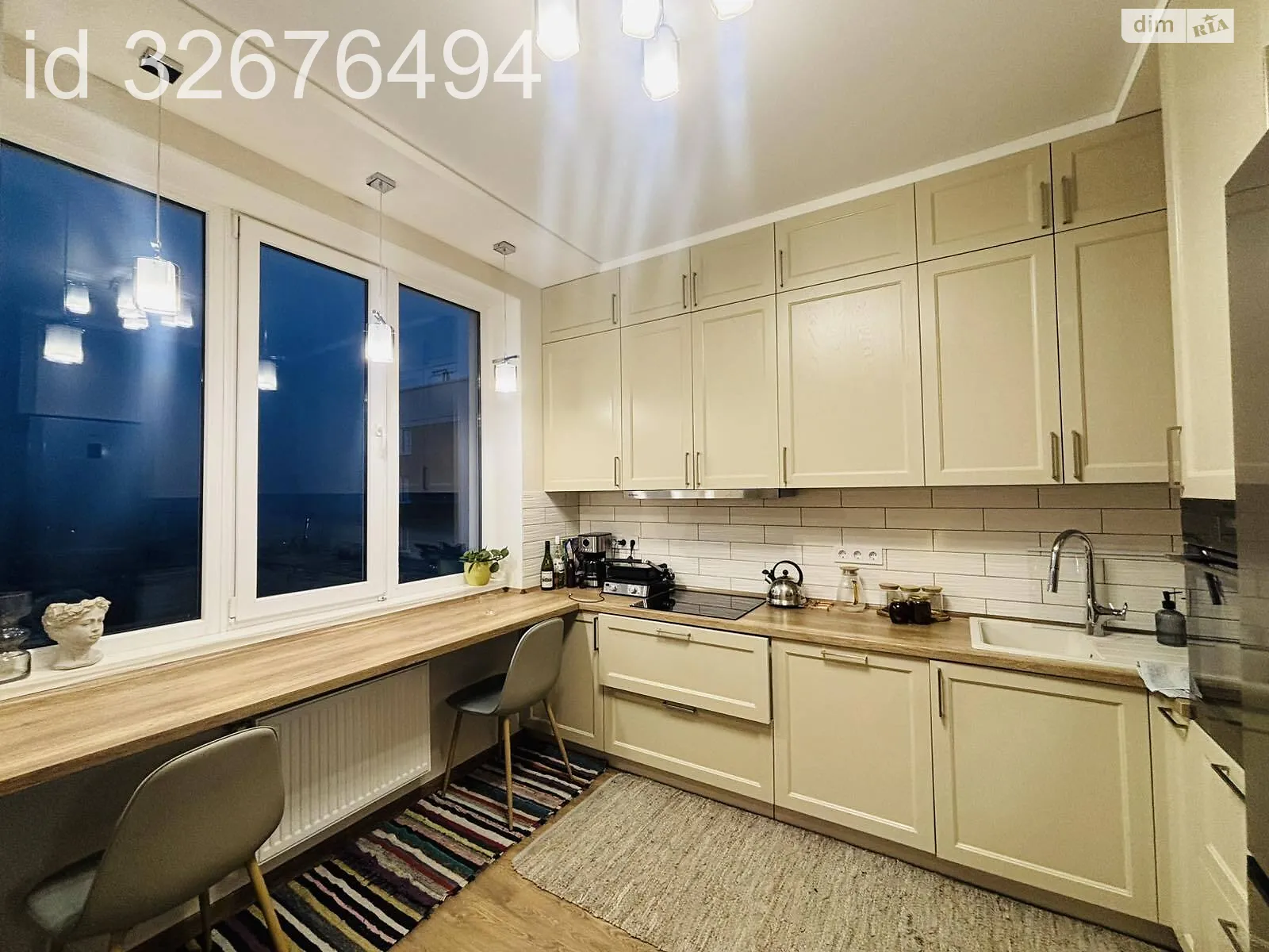 Продається 2-кімнатна квартира 65 кв. м у Одесі, вул. Костанді - фото 1