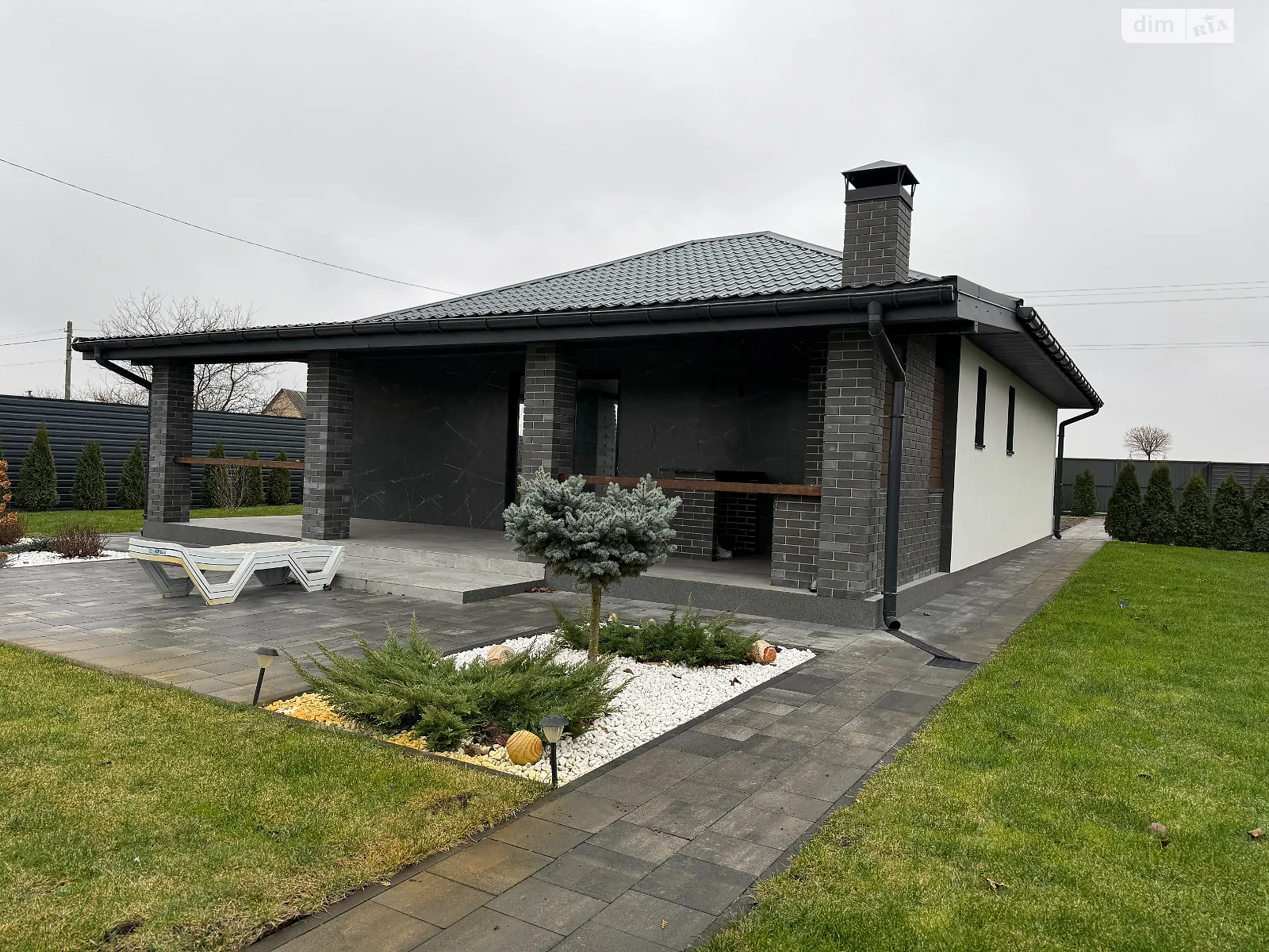 Продается одноэтажный дом 77 кв. м с садом, цена: 80000 $ - фото 1