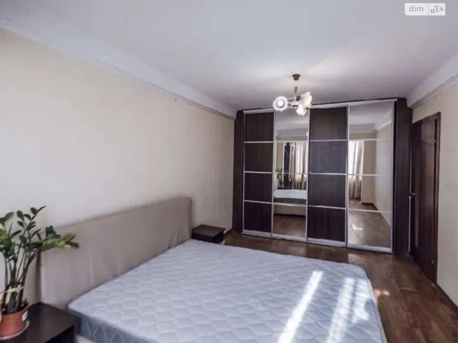 Продается 1-комнатная квартира 32 кв. м в Киеве, цена: 39900 $ - фото 1