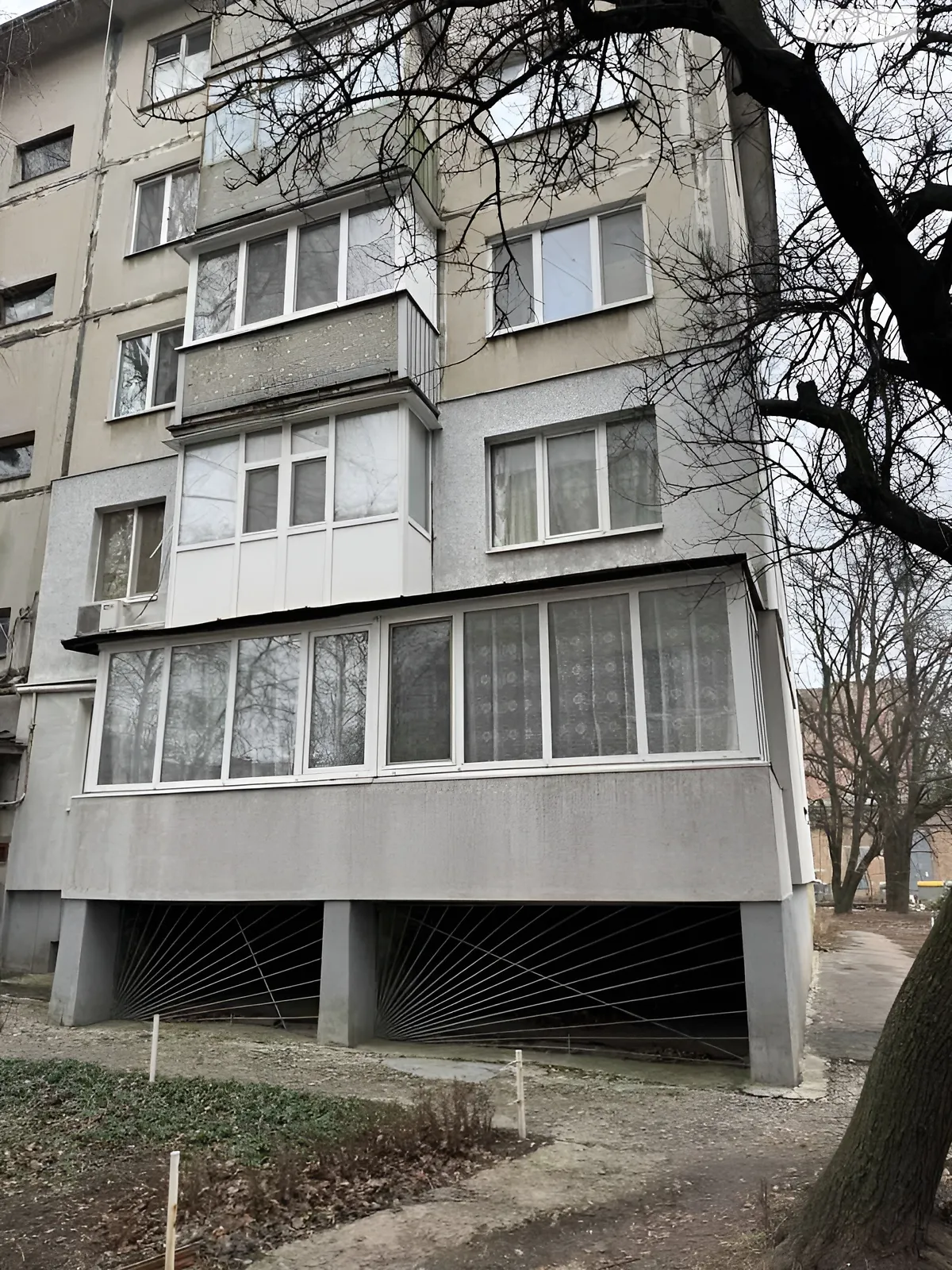 Продается 3-комнатная квартира 48.3 кв. м в Полтаве, цена: 42000 $ - фото 1