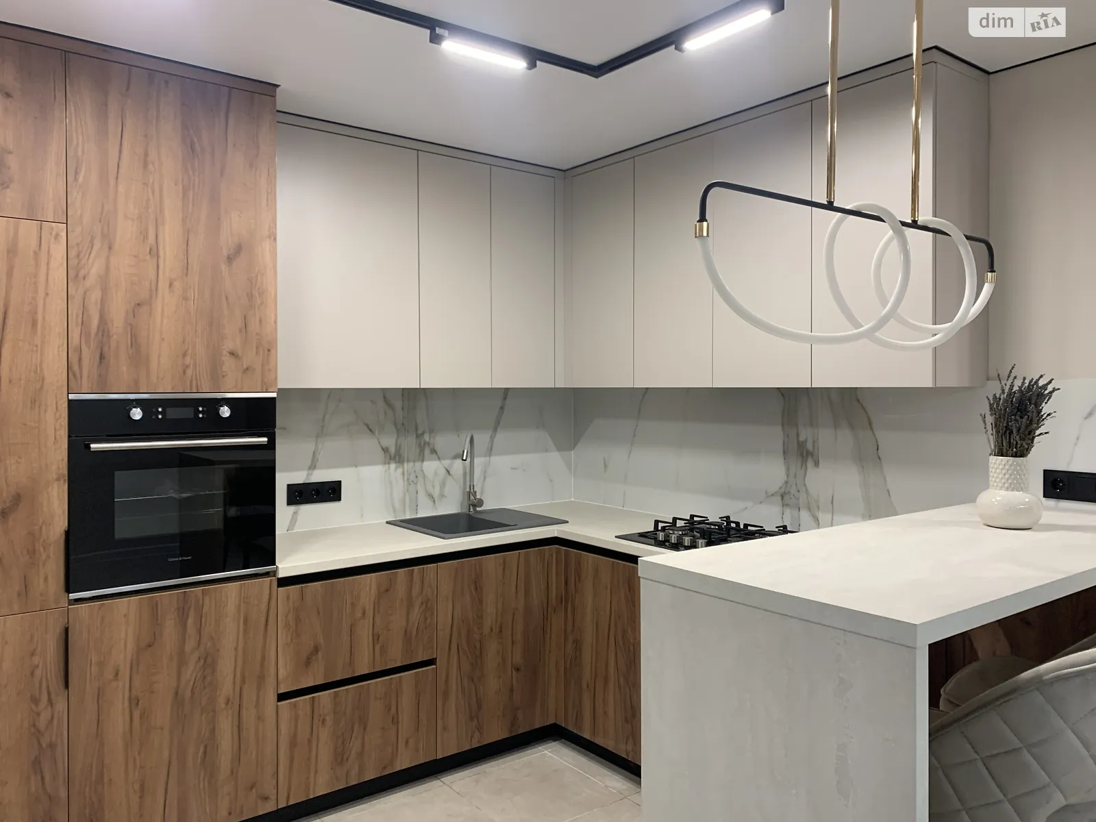 2-комнатная квартира 57.5 кв. м в Тернополе, ул. Смакулы - фото 1