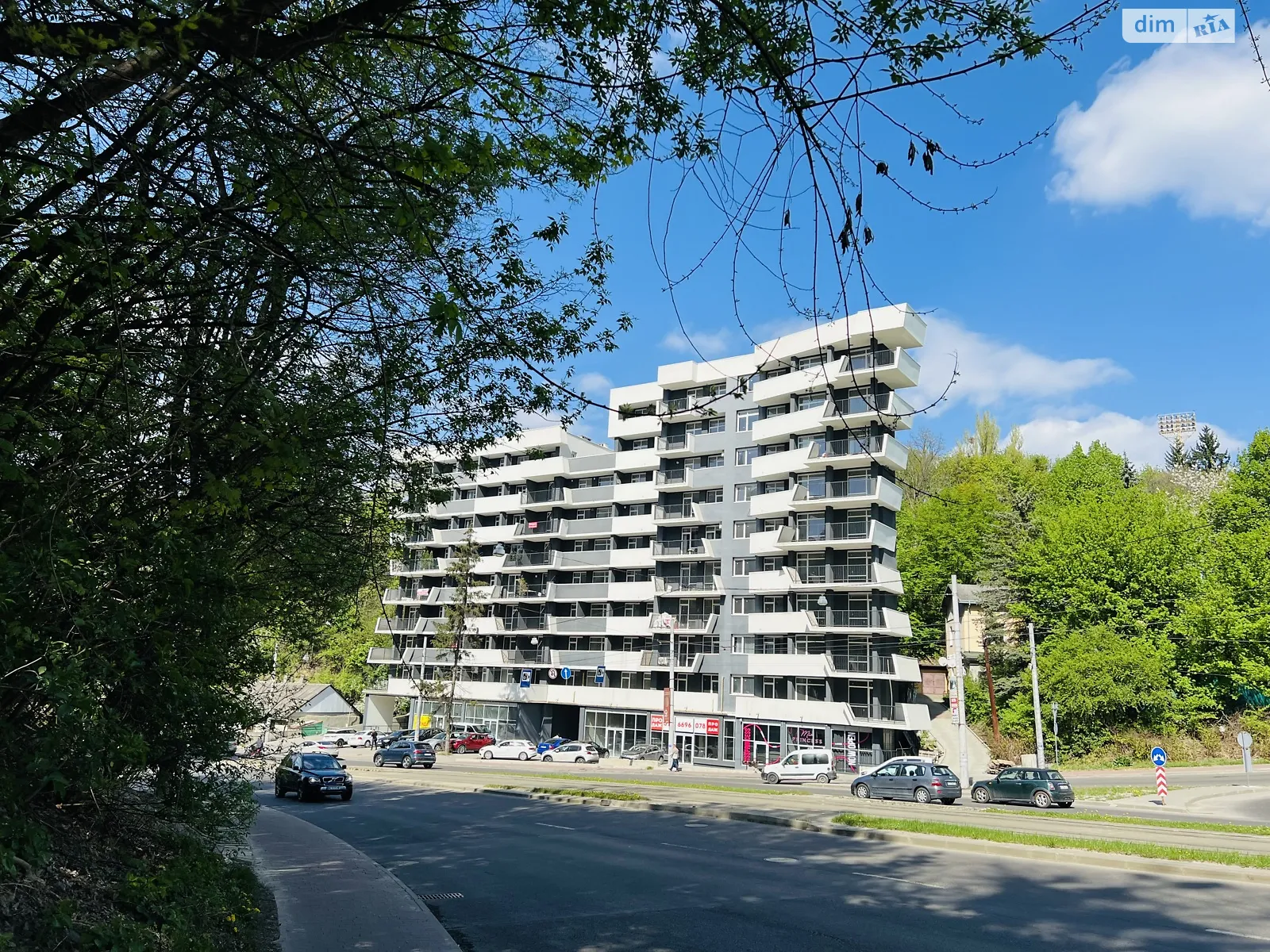 Продается 2-комнатная квартира 66.7 кв. м в Львове, ул. Стуса Василия, 51-53 - фото 1