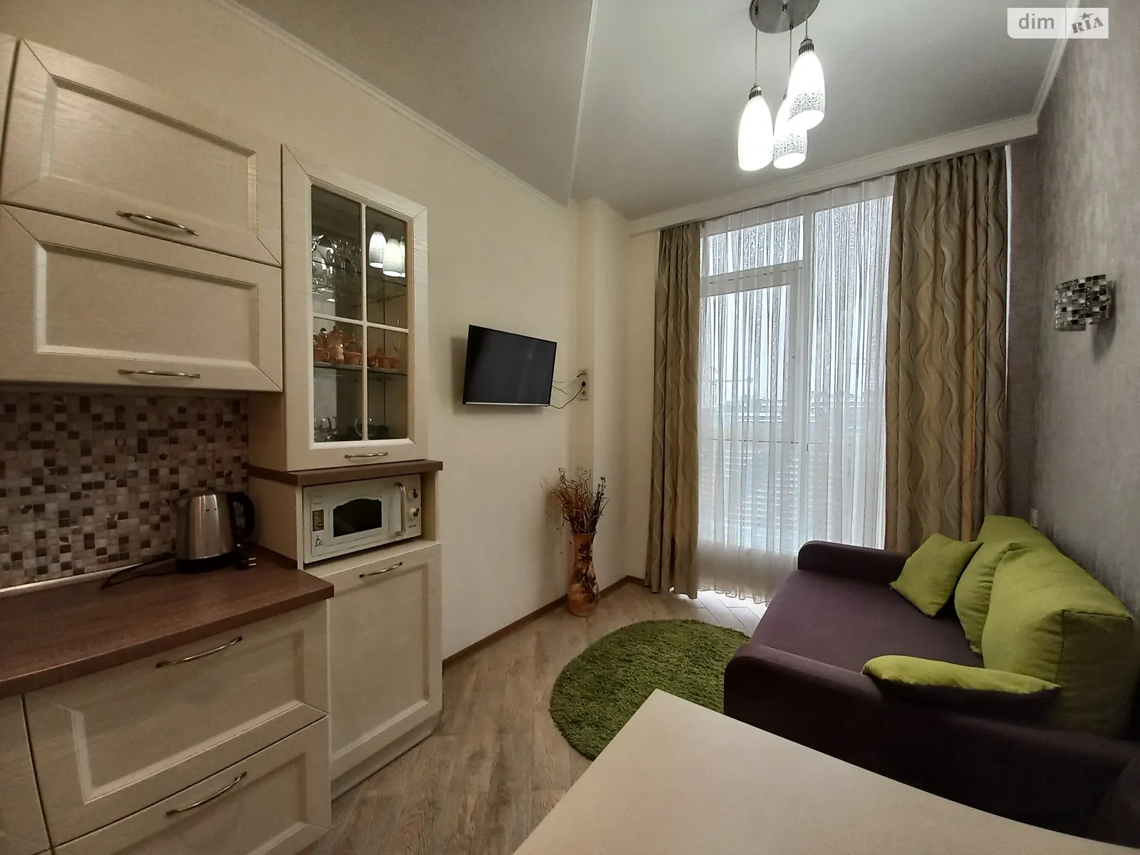 Продается 1-комнатная квартира 45.7 кв. м в Одессе, бул. Французский, 60В - фото 1