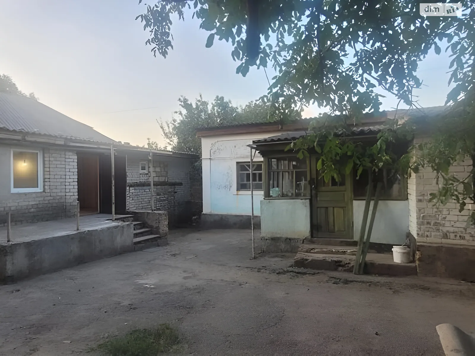 Продається одноповерховий будинок 100 кв. м з гаражем, цена: 15000 $ - фото 1