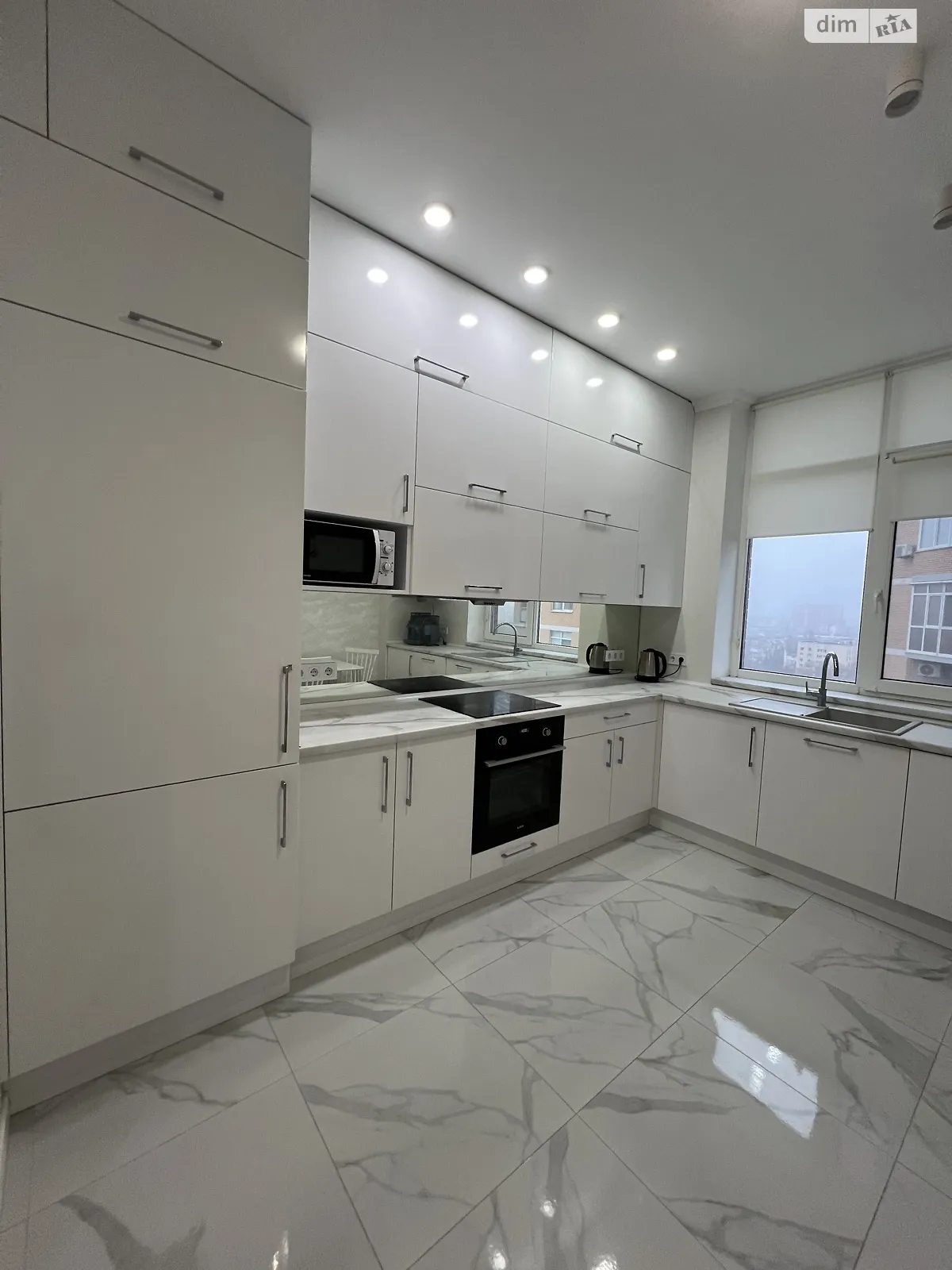 Продается 2-комнатная квартира 83.4 кв. м в Одессе, бул. Французский, 26/2 - фото 1