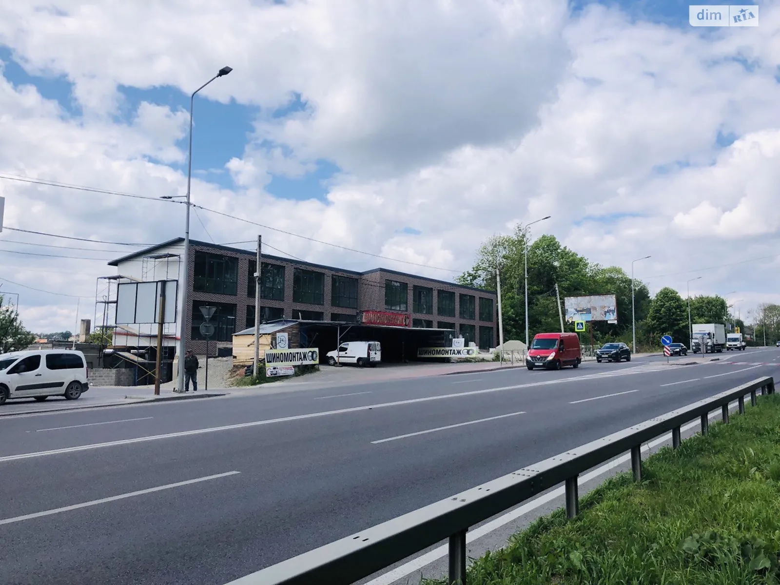 Сдается в аренду помещения свободного назначения 437 кв. м в 2-этажном здании, цена: 87400 грн - фото 1