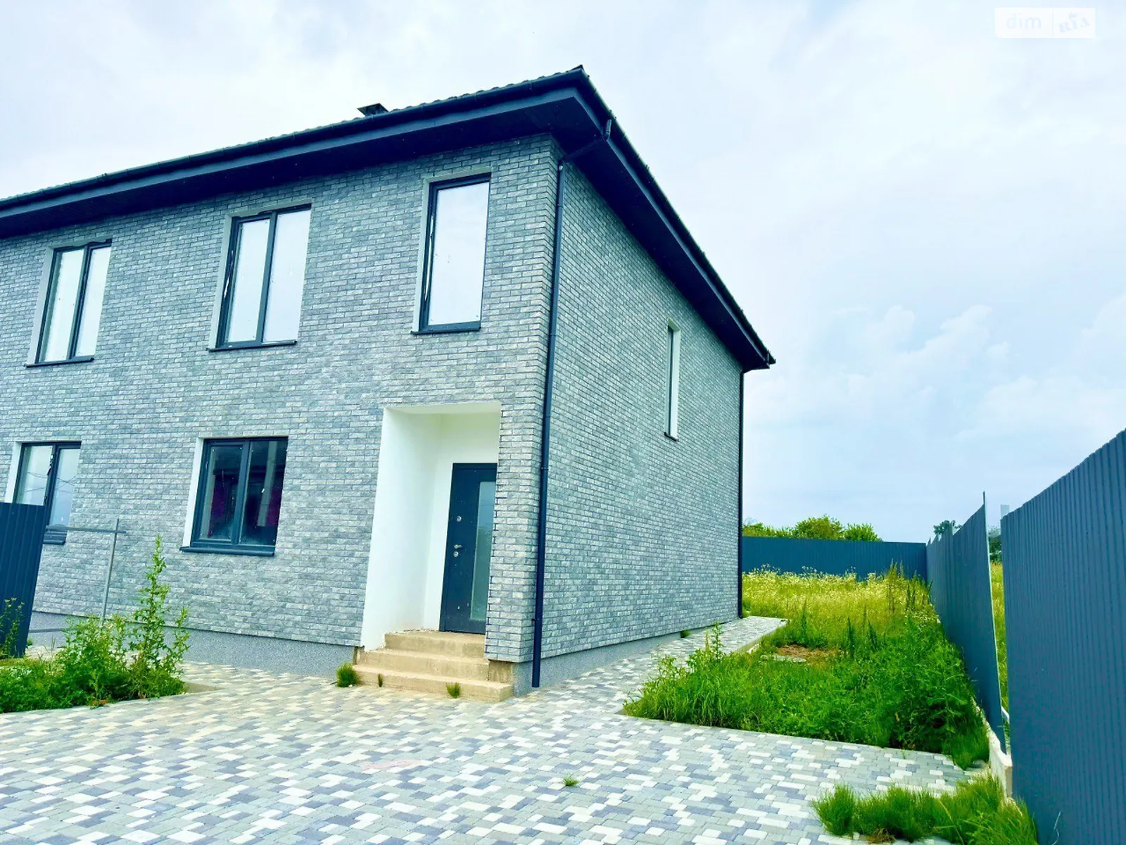 Продається частина будинку 106 кв. м з ділянкою, цена: 65000 $ - фото 1
