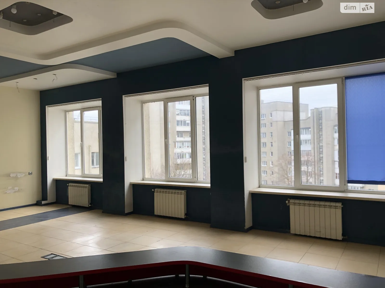 Сдается в аренду офис 51 кв. м в бизнес-центре, цена: 5610 грн - фото 1