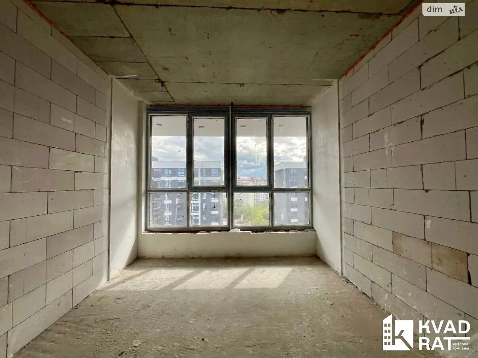 Продается 2-комнатная квартира 58.2 кв. м в Ивано-Франковске, ул. Химиков - фото 1