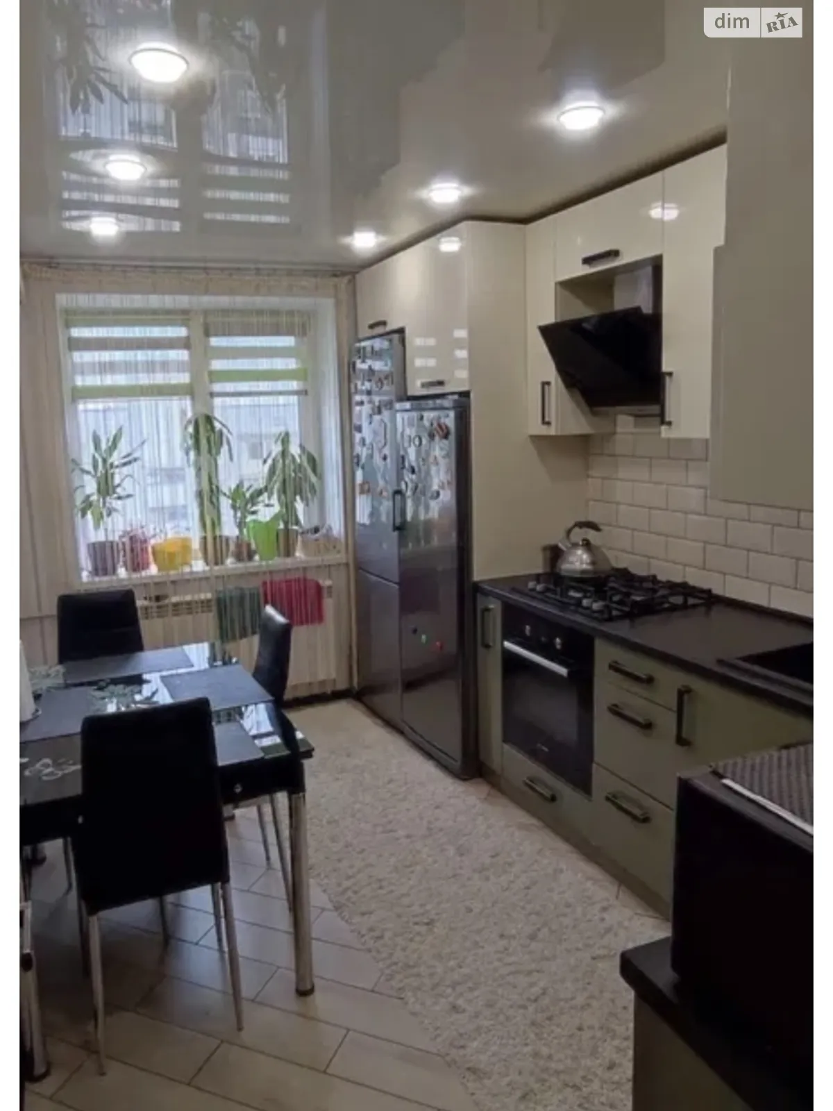 Продается 3-комнатная квартира 58.7 кв. м в Белой Церкви, ул. Партизанская - фото 1