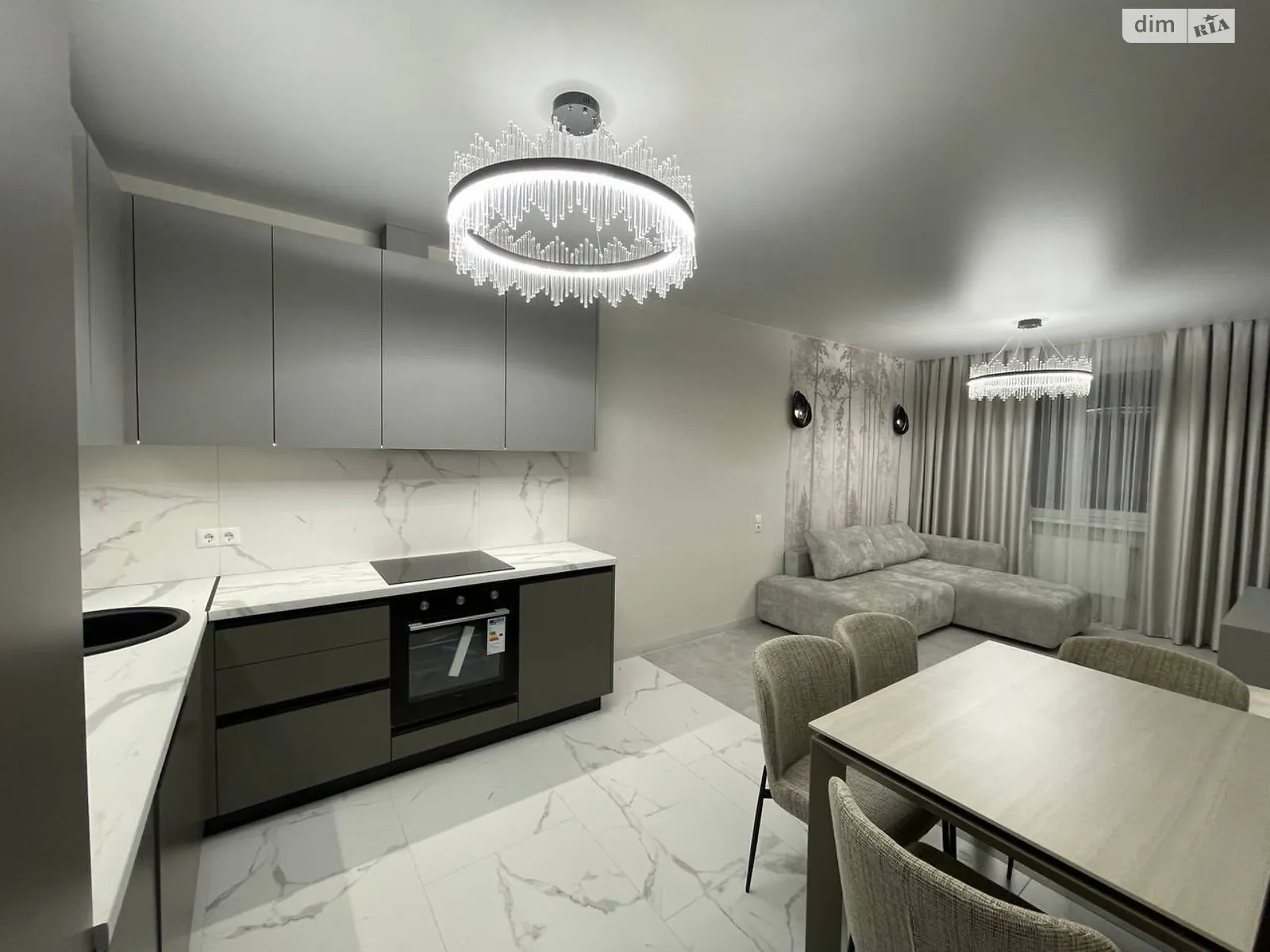 Продается 2-комнатная квартира 61 кв. м в Лиманке, ул. Жемчужная - фото 1