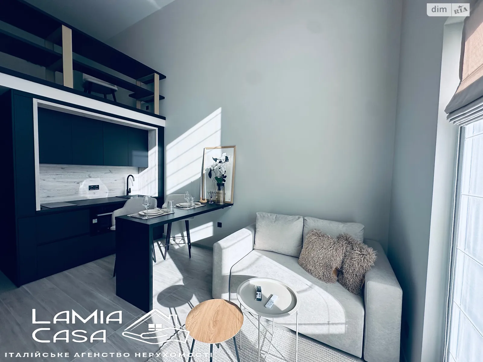 Продается 1-комнатная квартира 46 кв. м в Черновцах, ул. Нагорная - фото 1
