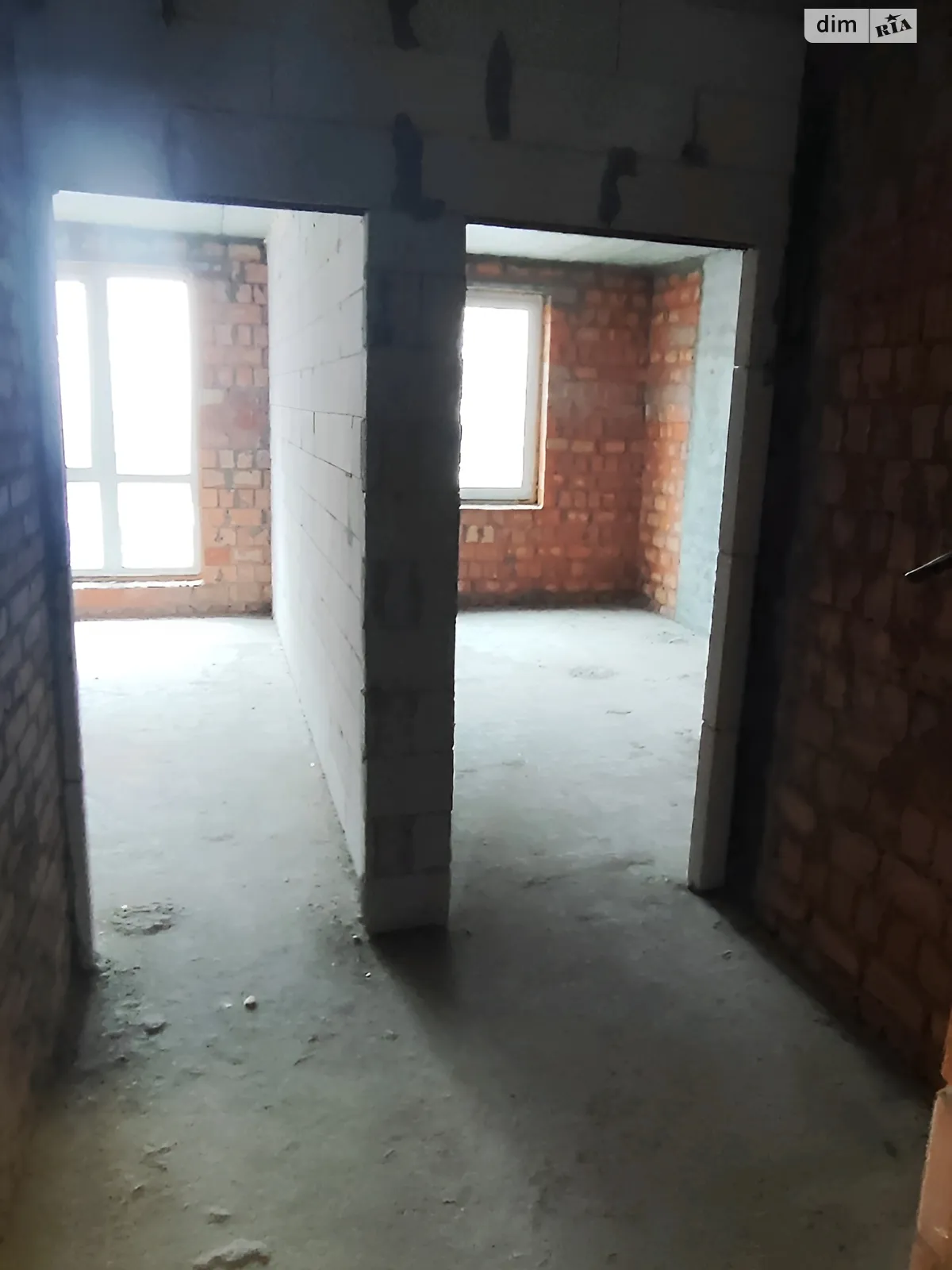 Продается 1-комнатная квартира 43 кв. м в Ирпене, ул. Университетская(Карла Маркса), 1 - фото 1