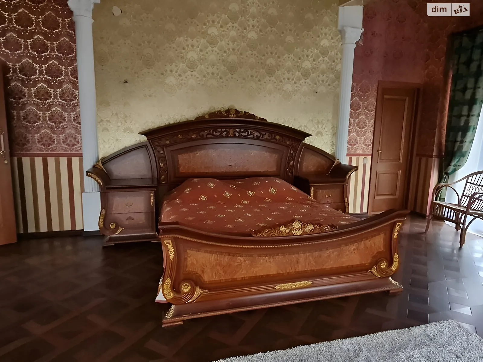Продається будинок 2 поверховий 298 кв. м з гаражем, цена: 195000 € - фото 1