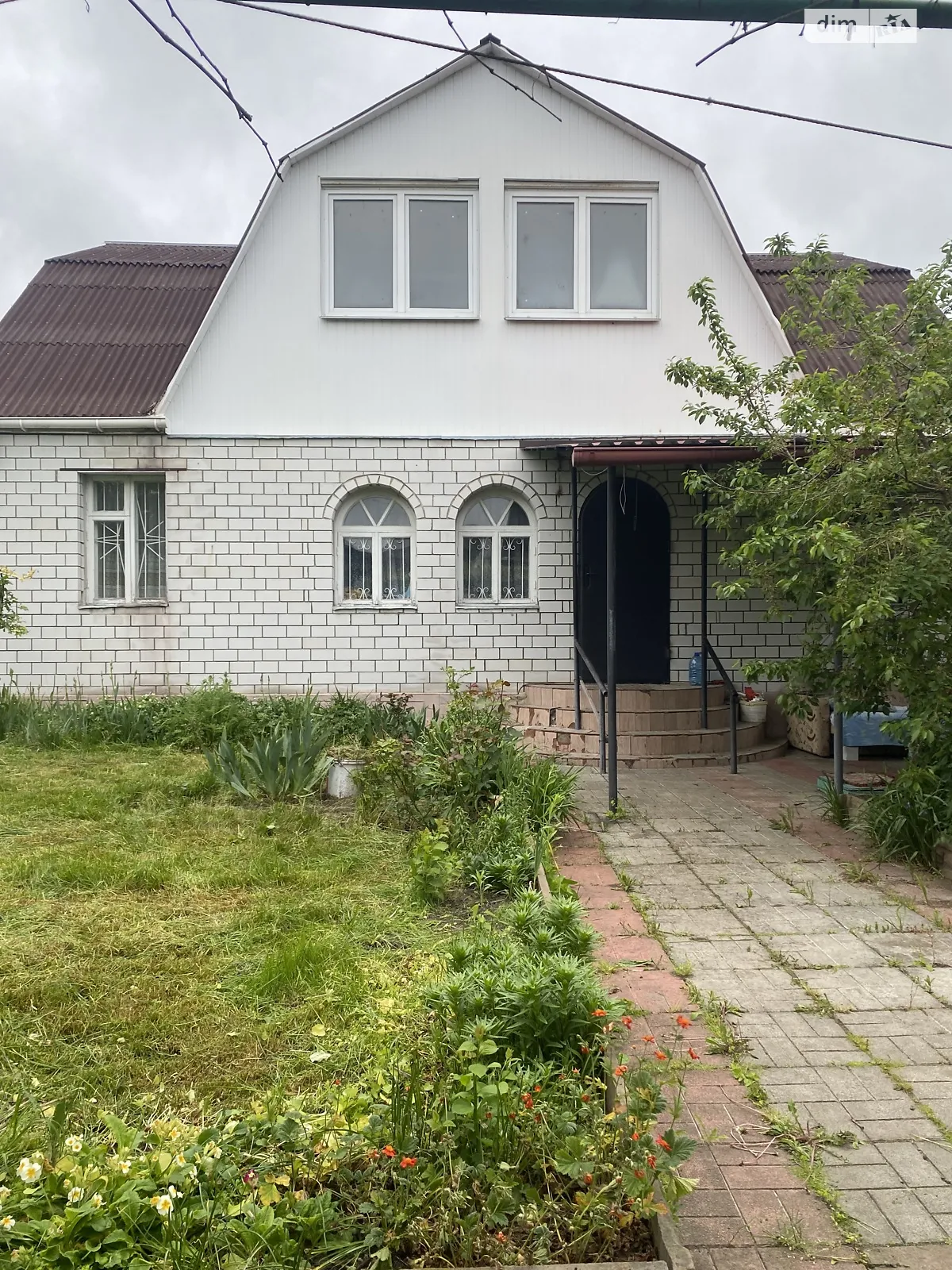 Продается дом на 2 этажа 150 кв. м с бассейном, цена: 59000 $ - фото 1