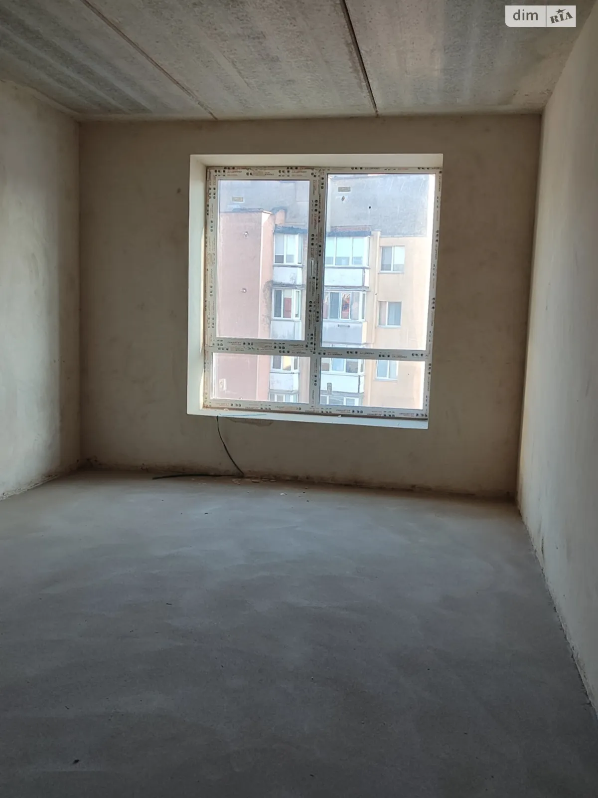 Продається 1-кімнатна квартира 46.3 кв. м у Івано-Франківську, вул. Молодіжна, 53 - фото 1