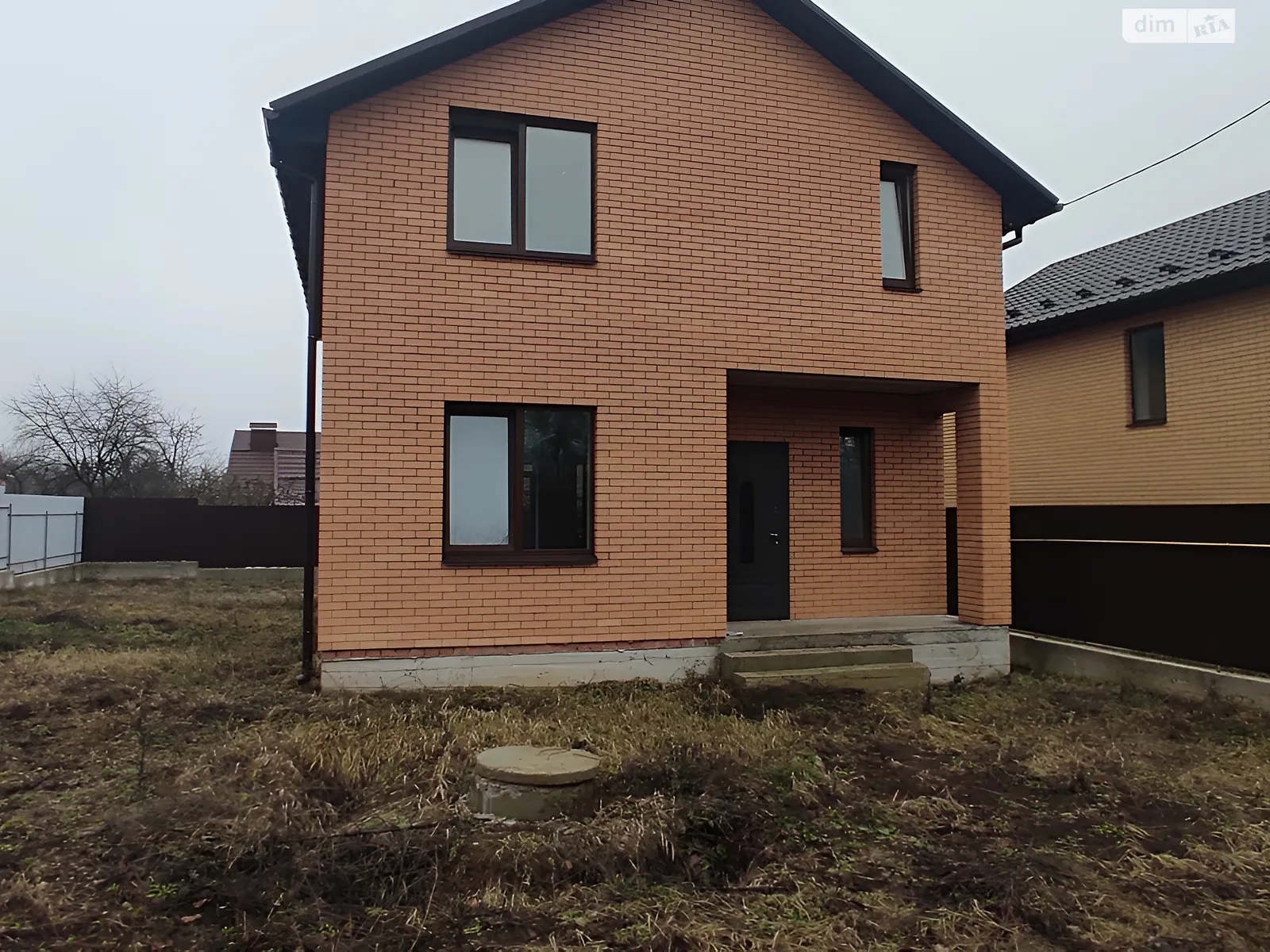 Продается дом на 2 этажа 125 кв. м с участком, цена: 88000 $ - фото 1
