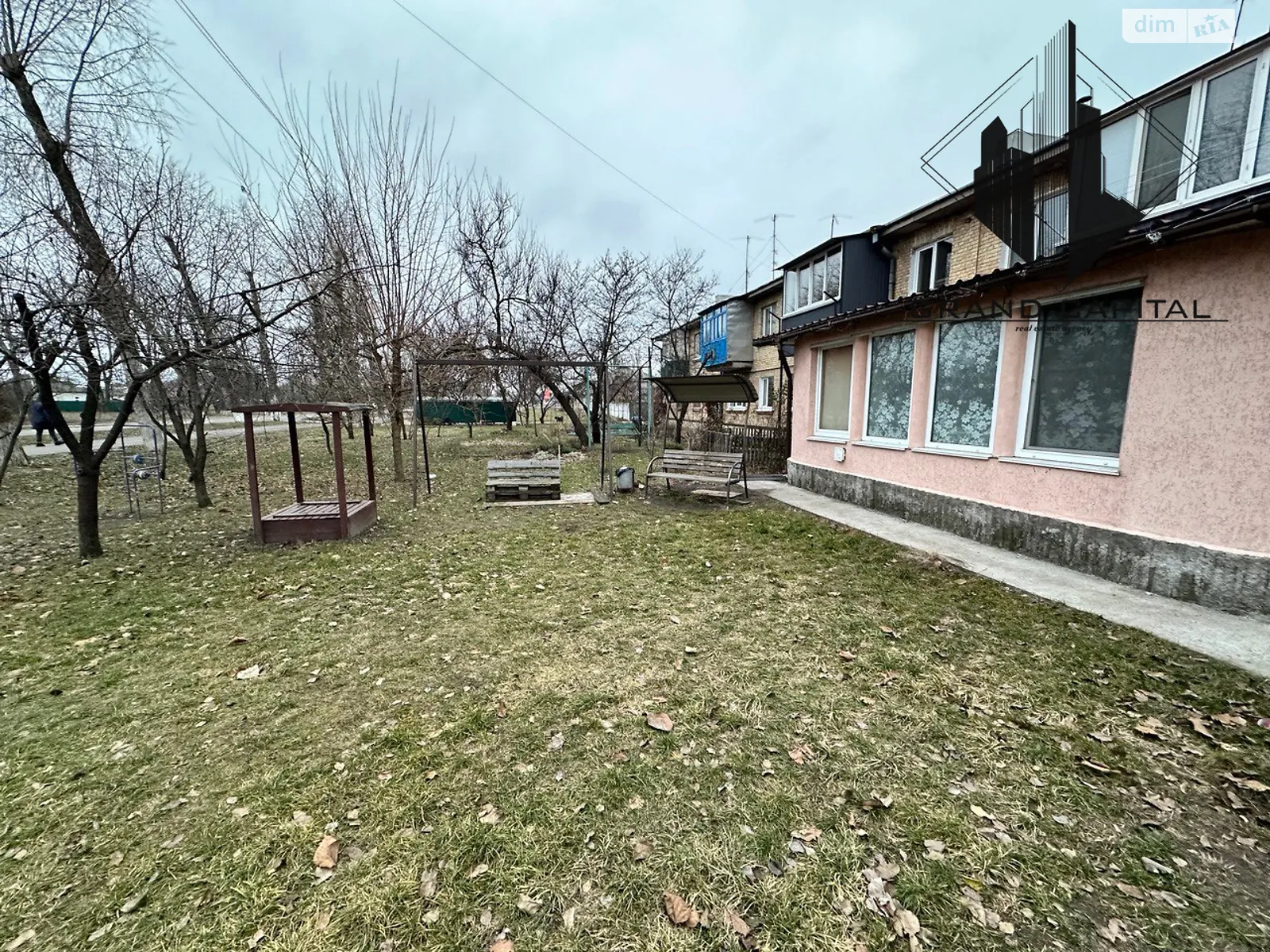 Продается 3-комнатная квартира 71.8 кв. м в Переяславе-Хмельницком, ул. Богдана Хмельницкого, 182А - фото 1