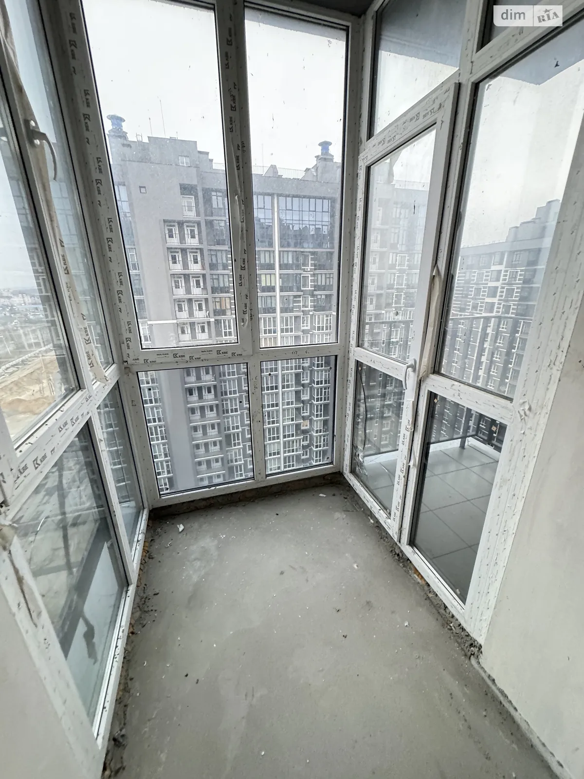 Продается 1-комнатная квартира 38 кв. м в Буче, бул. Леонида Бирюкова, 2 - фото 1