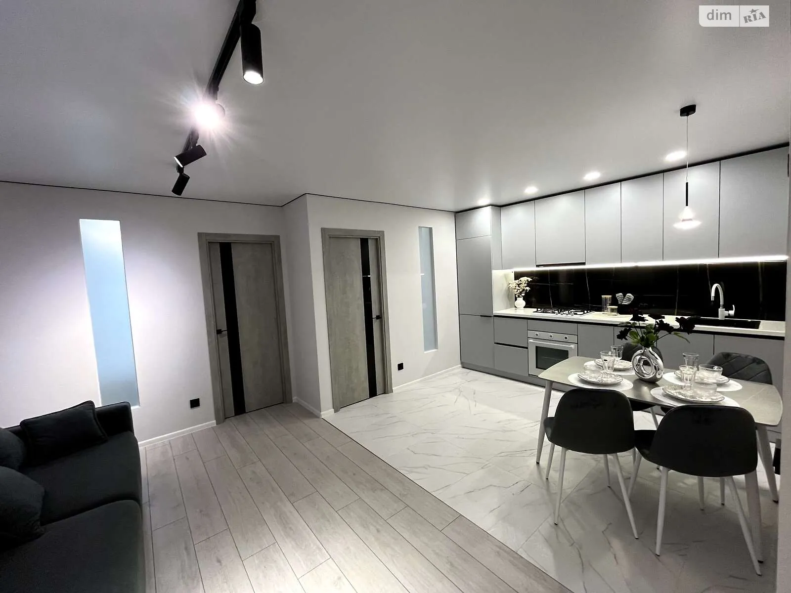2-кімнатна квартира 58 кв. м у Тернополі, цена: 66500 $ - фото 1