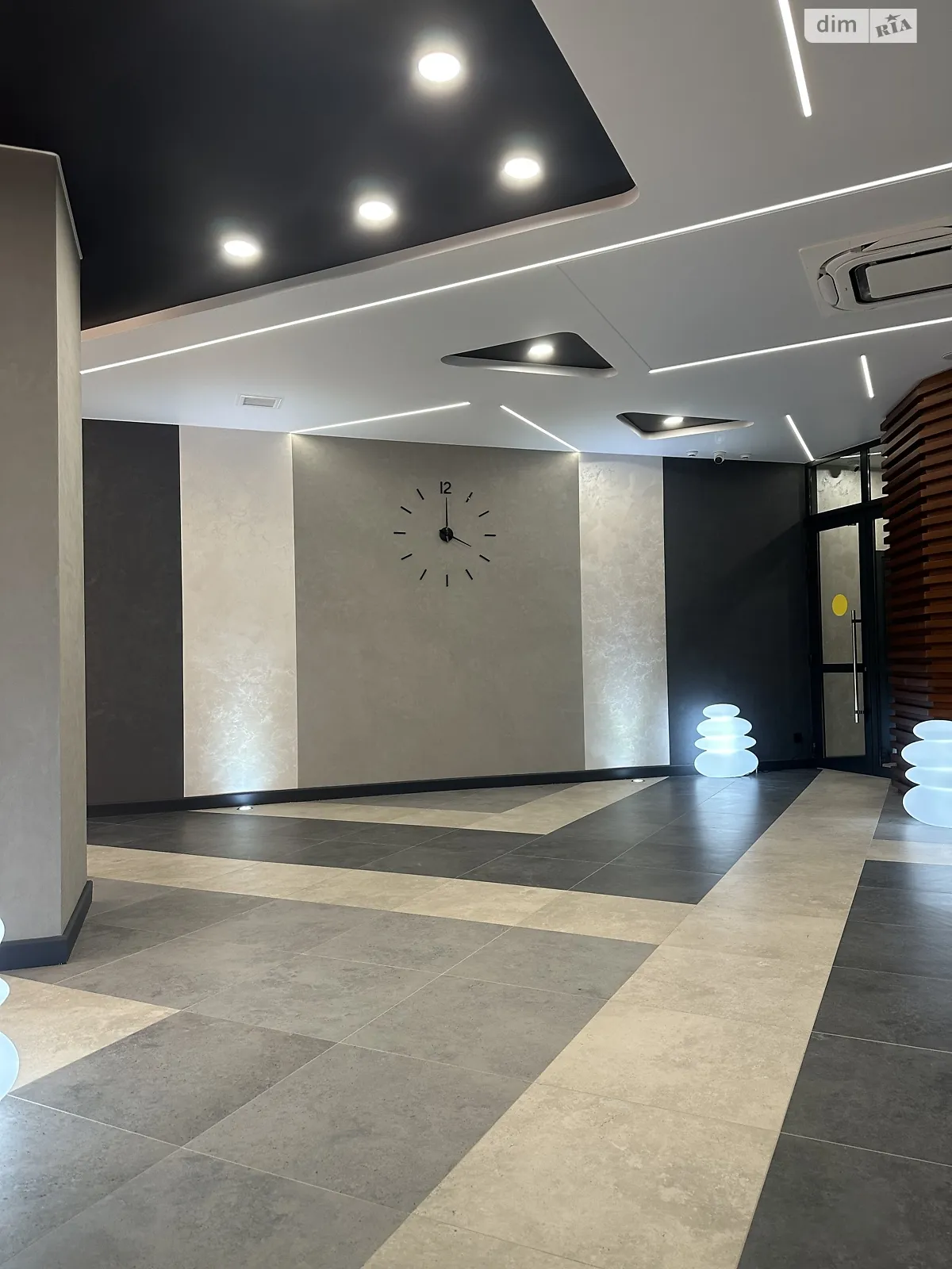Продається 1-кімнатна квартира 45 кв. м у Одесі, пров. Курортний, 2 - фото 1