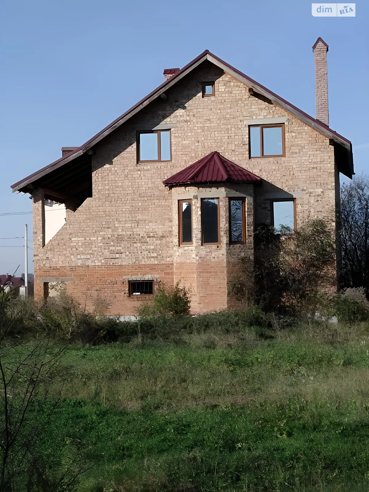 Продається будинок 3 поверховий 240 кв. м з ділянкою, цена: 56000 $ - фото 1