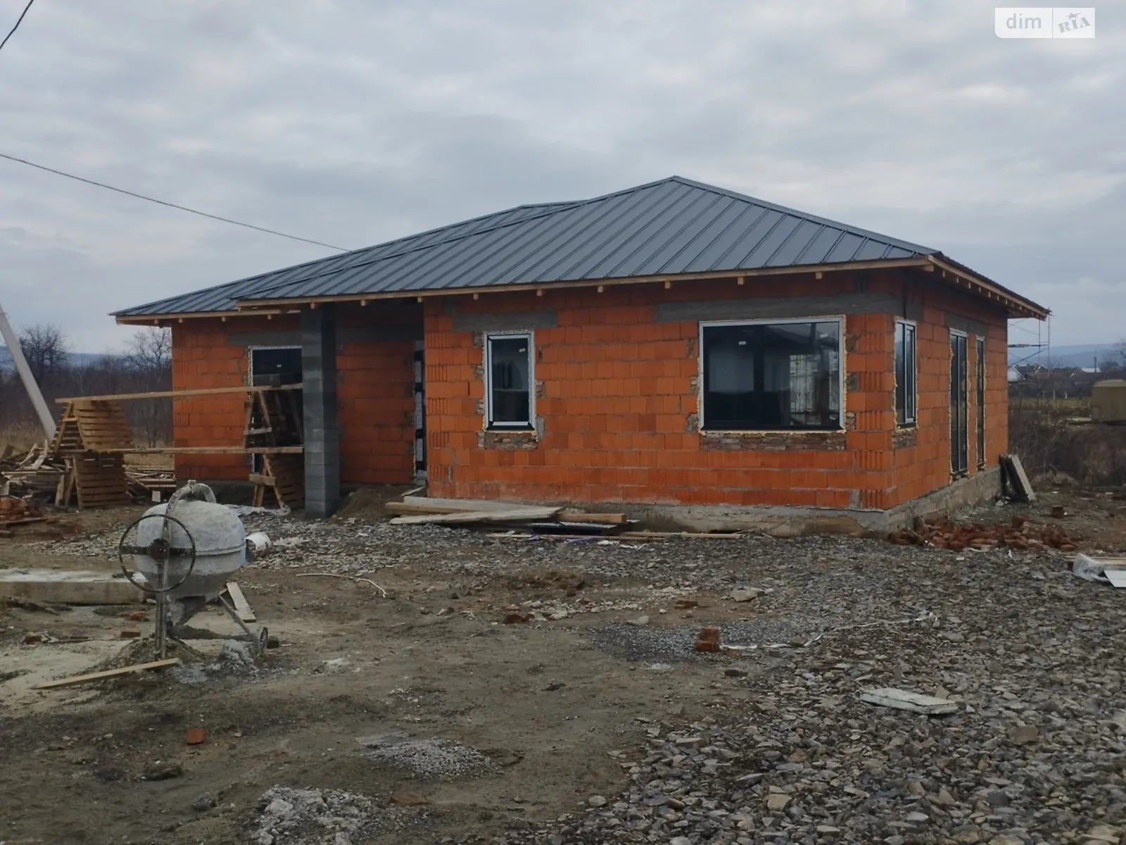 Продается одноэтажный дом 150 кв. м с верандой, цена: 110000 $ - фото 1