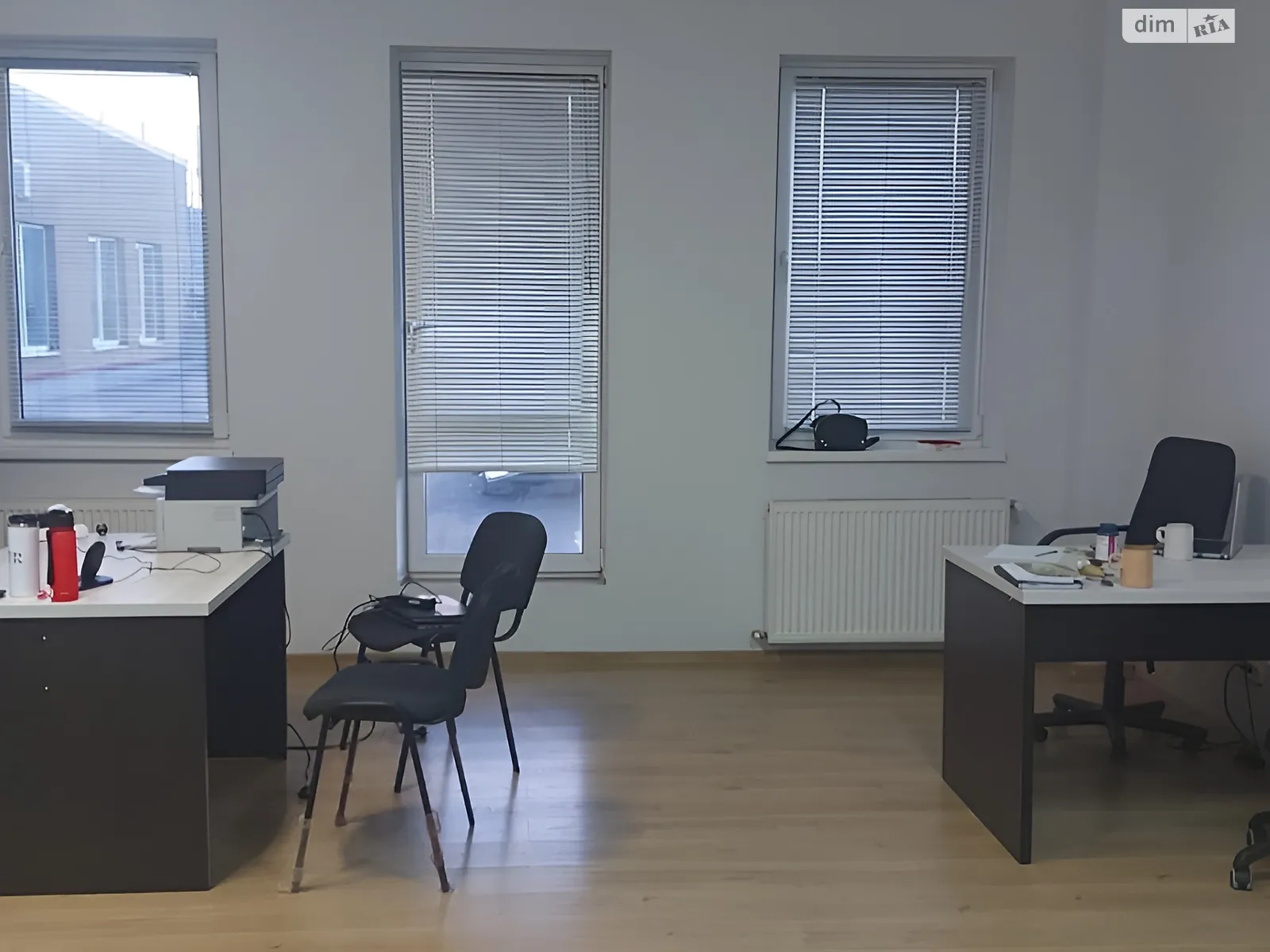 Сдается в аренду офис 84 кв. м в бизнес-центре, цена: 504 $ - фото 1